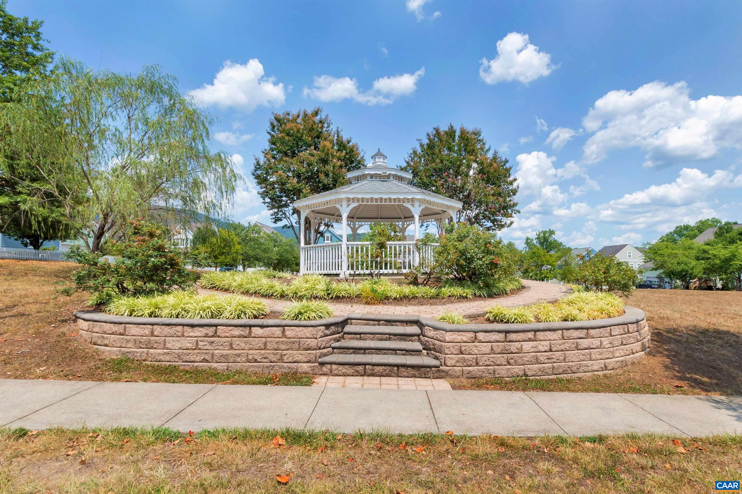 1151 EDMOND CT