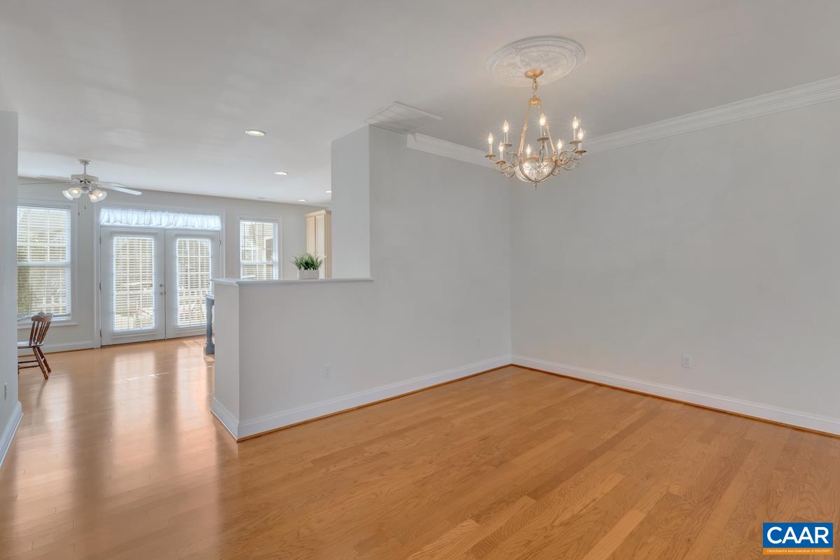 1151 EDMOND CT