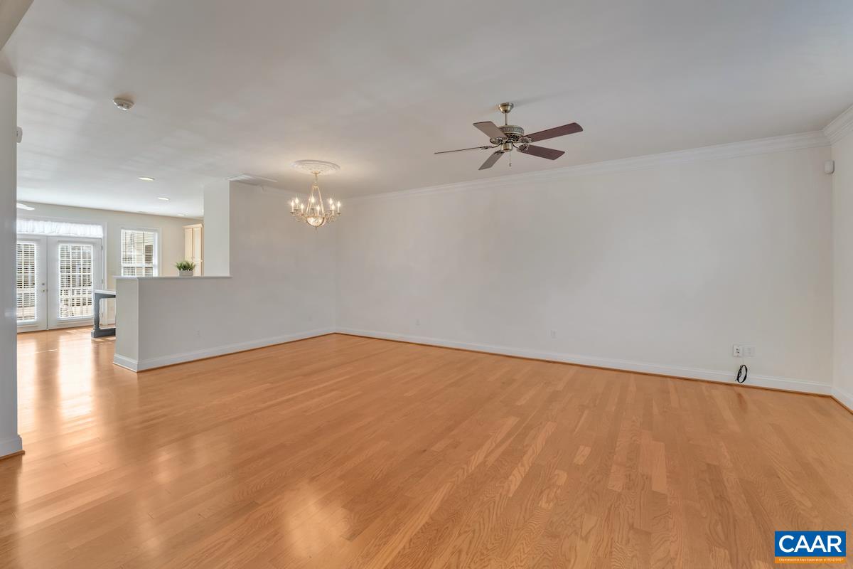 1151 EDMOND CT