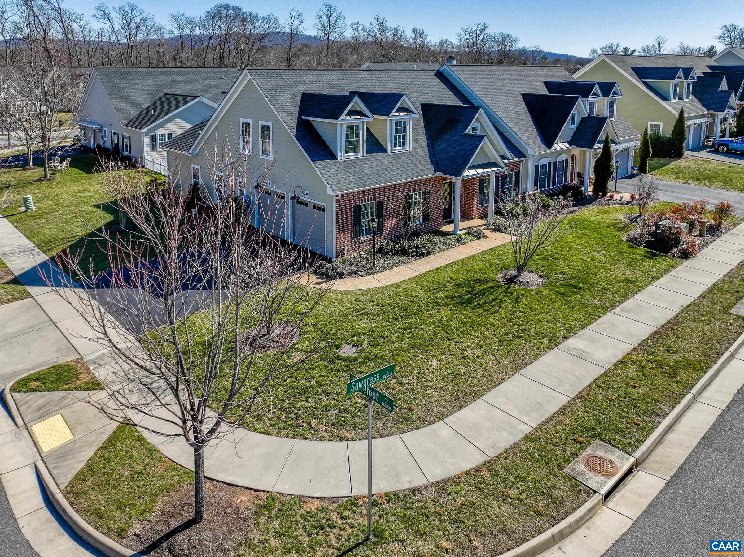 1622 SAWGRASS CT