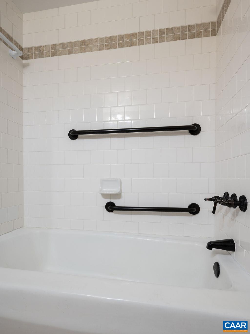 2420 BARRACKS PL Unit: 1