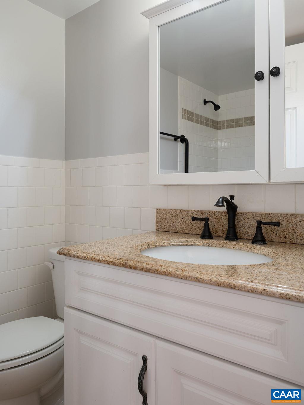 2420 BARRACKS PL Unit: 1