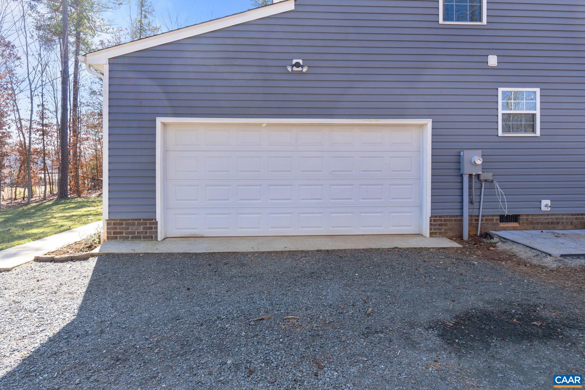 562 TAYLOR RIDGE WAY