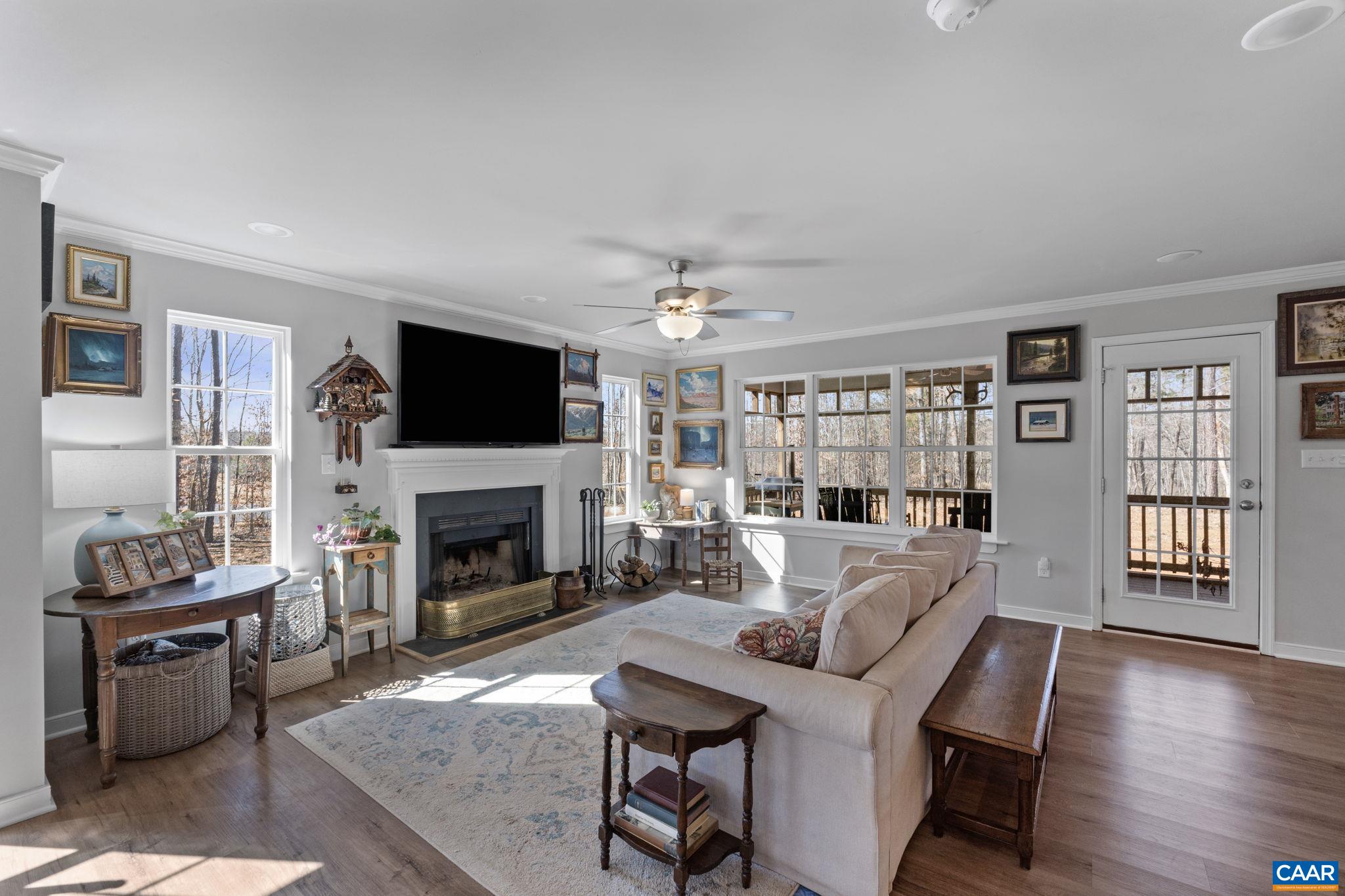 562 TAYLOR RIDGE WAY