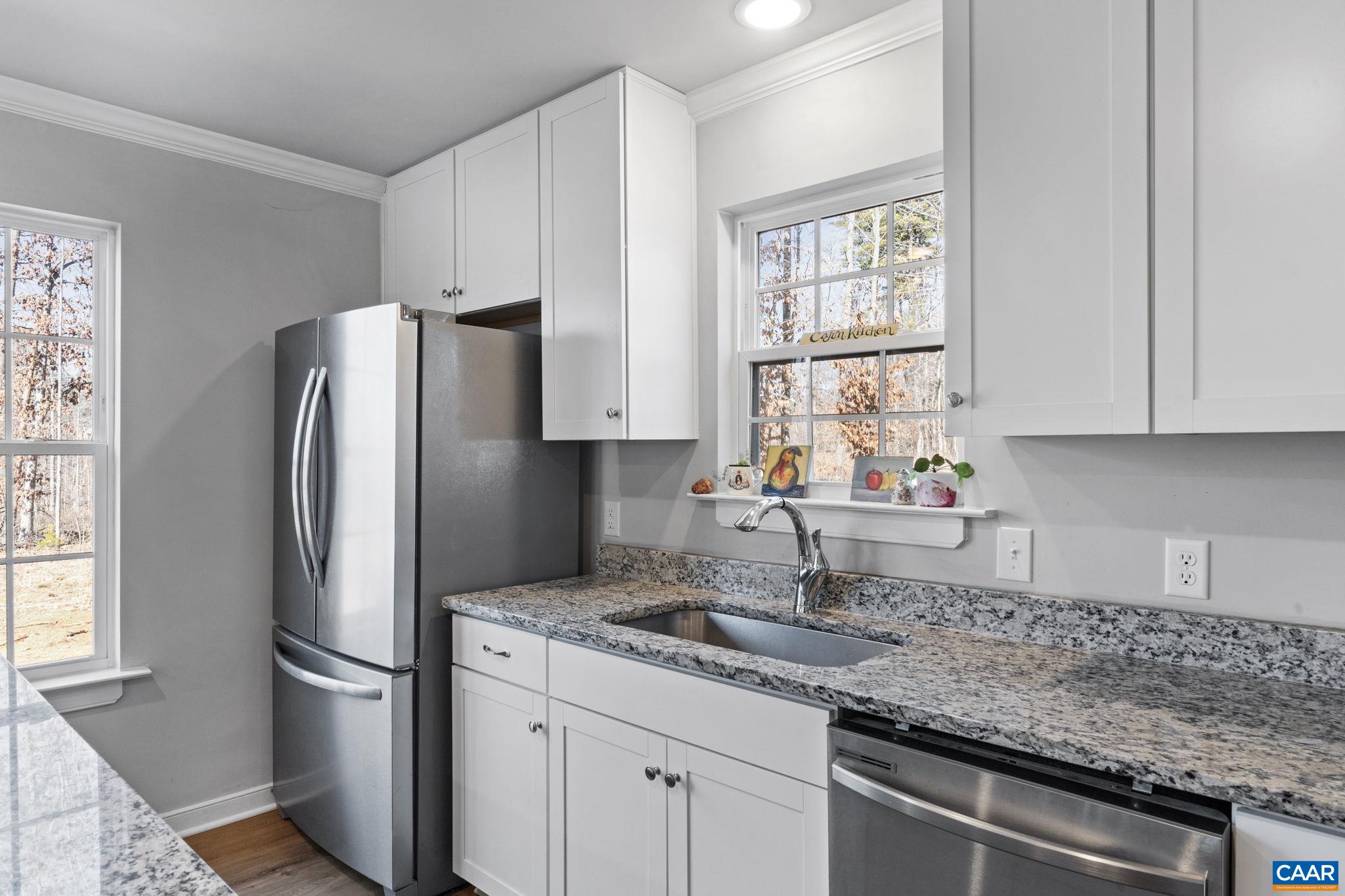 562 TAYLOR RIDGE WAY