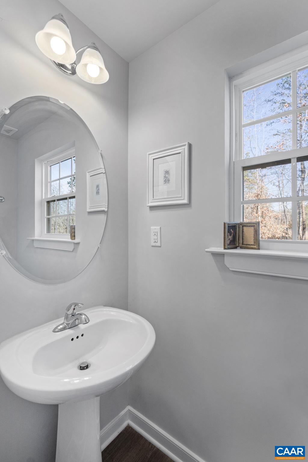 562 TAYLOR RIDGE WAY