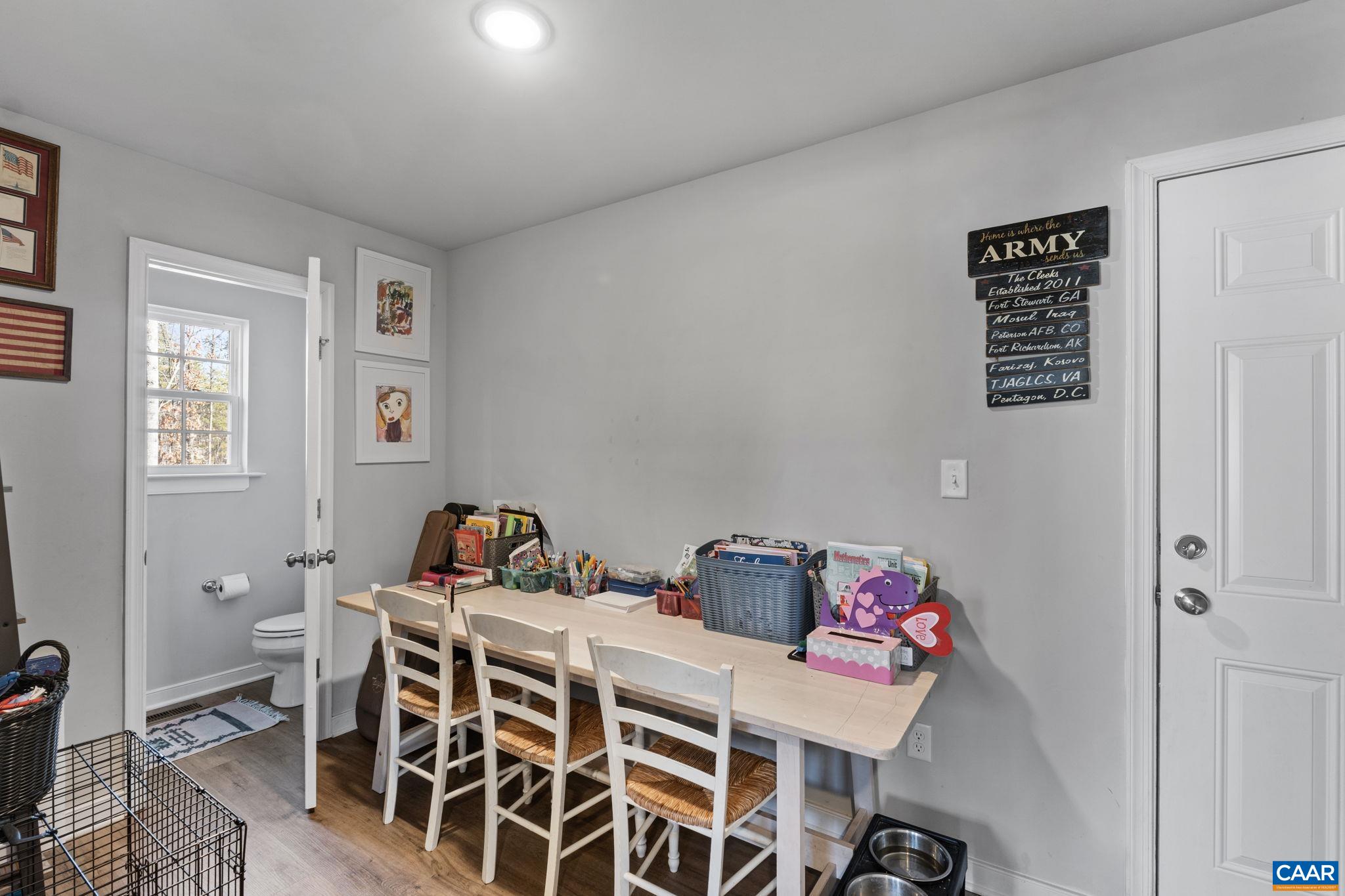 562 TAYLOR RIDGE WAY