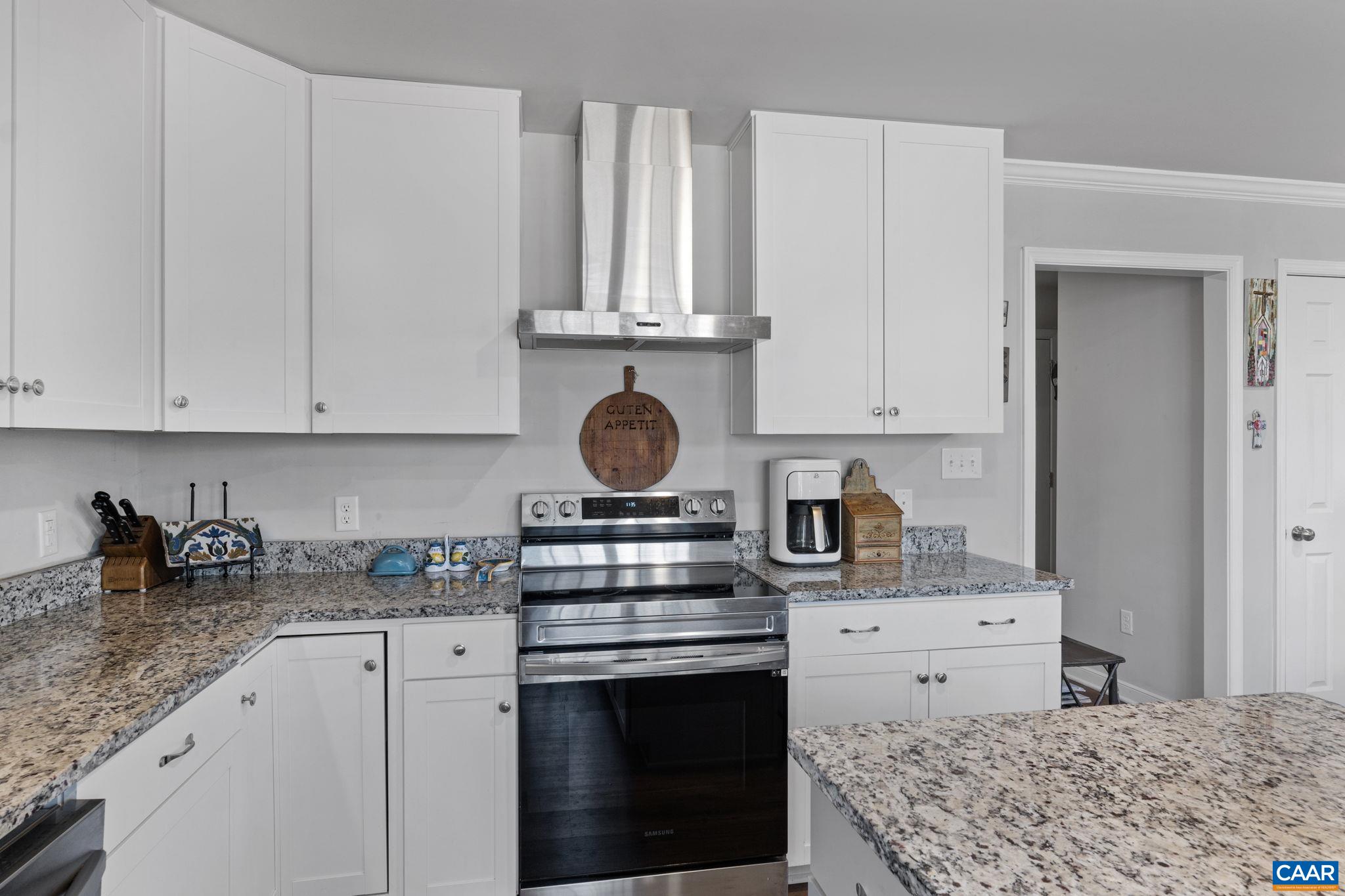 562 TAYLOR RIDGE WAY