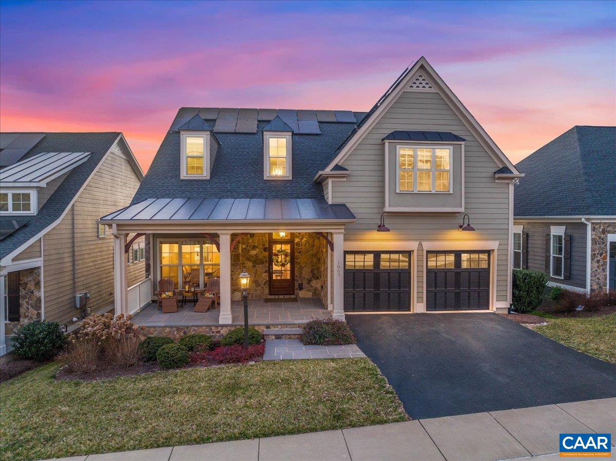 1867 MARIETTA DR