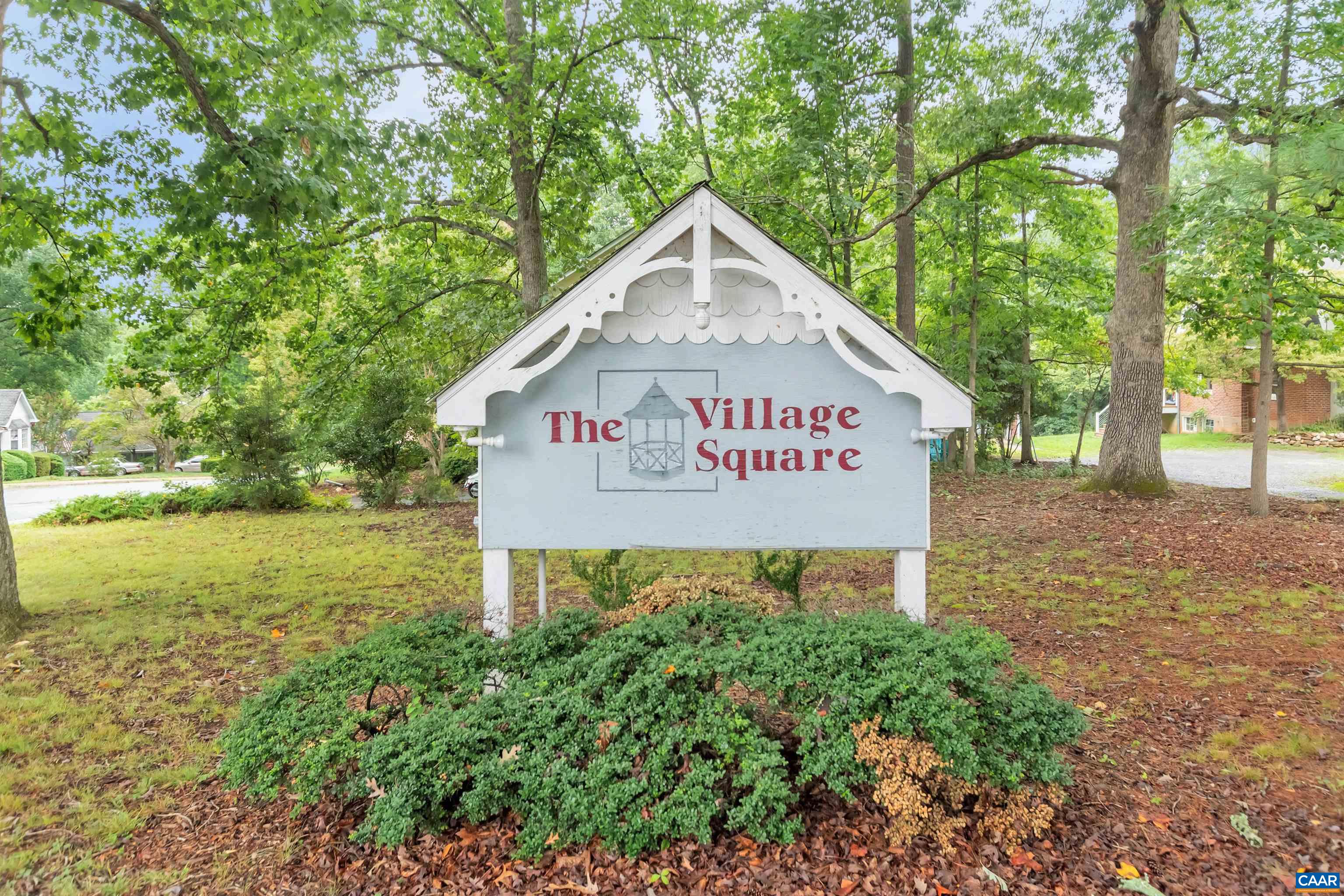 676 VICTORIAN CT