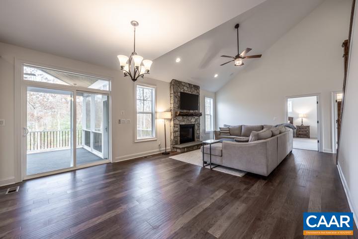 57 BARTHOLOMEW PL
