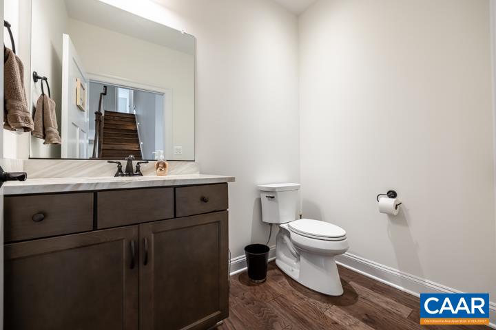 57 BARTHOLOMEW PL