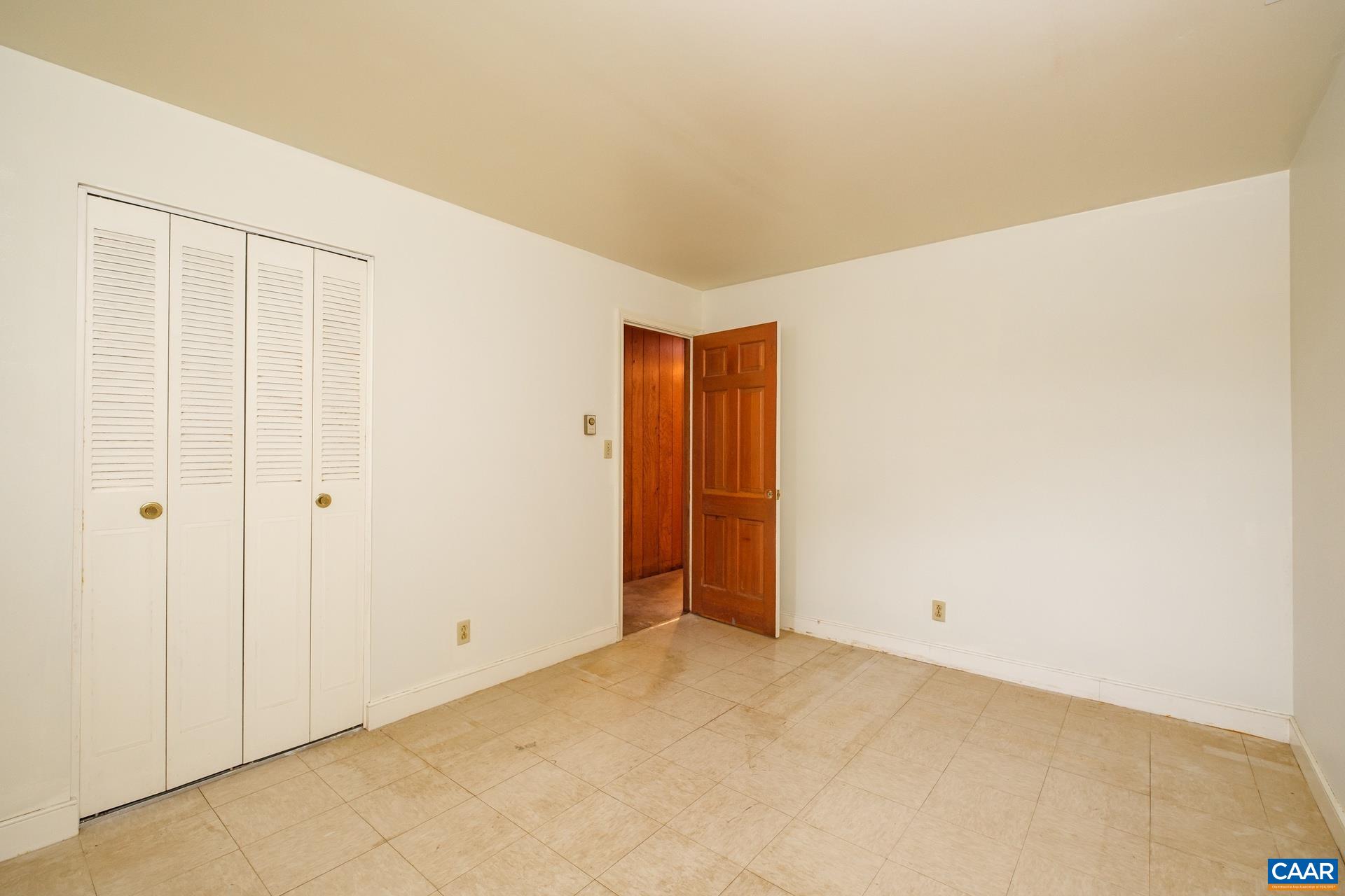 1309 CARTER LN