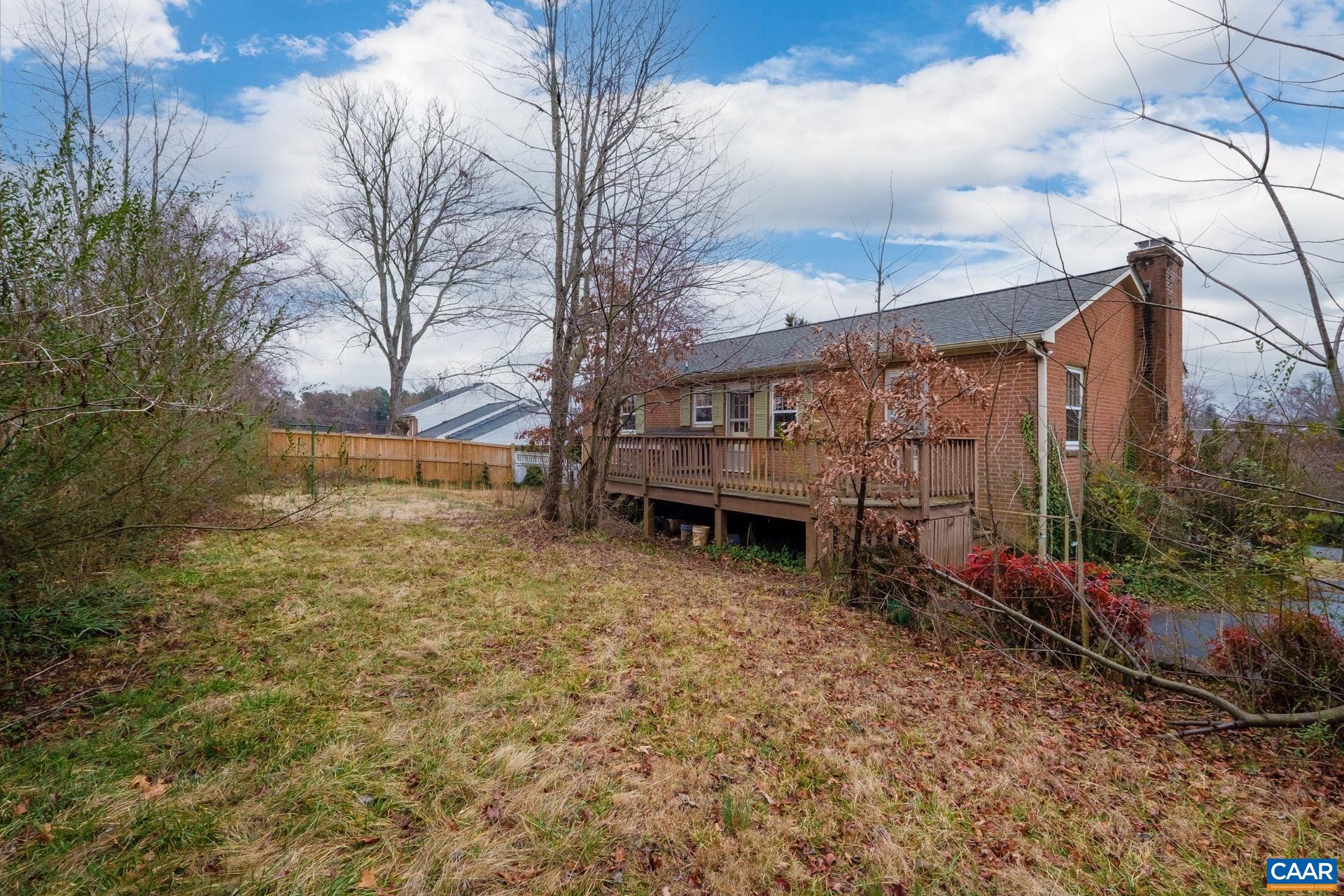 1309 CARTER LN