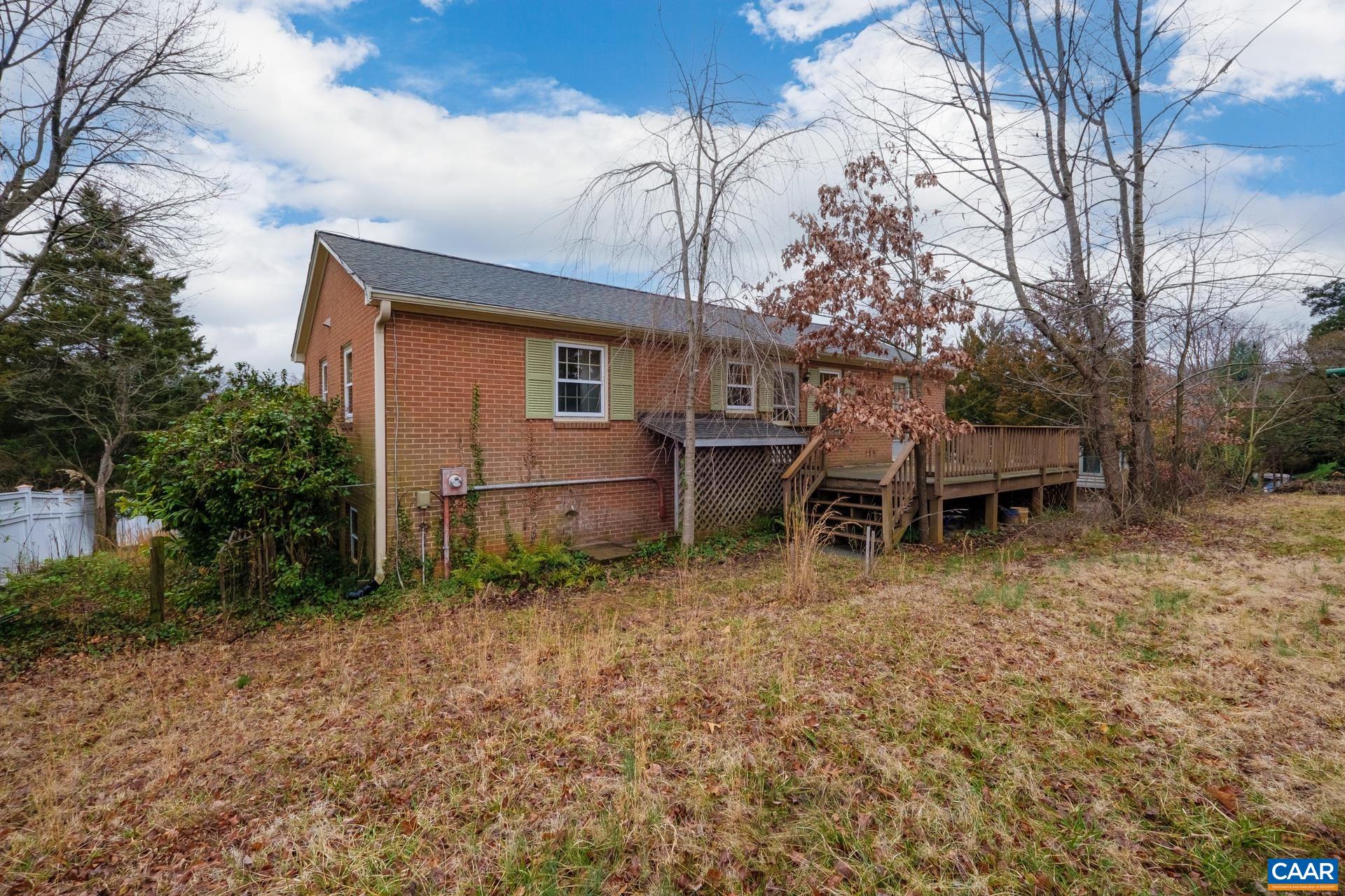 1309 CARTER LN