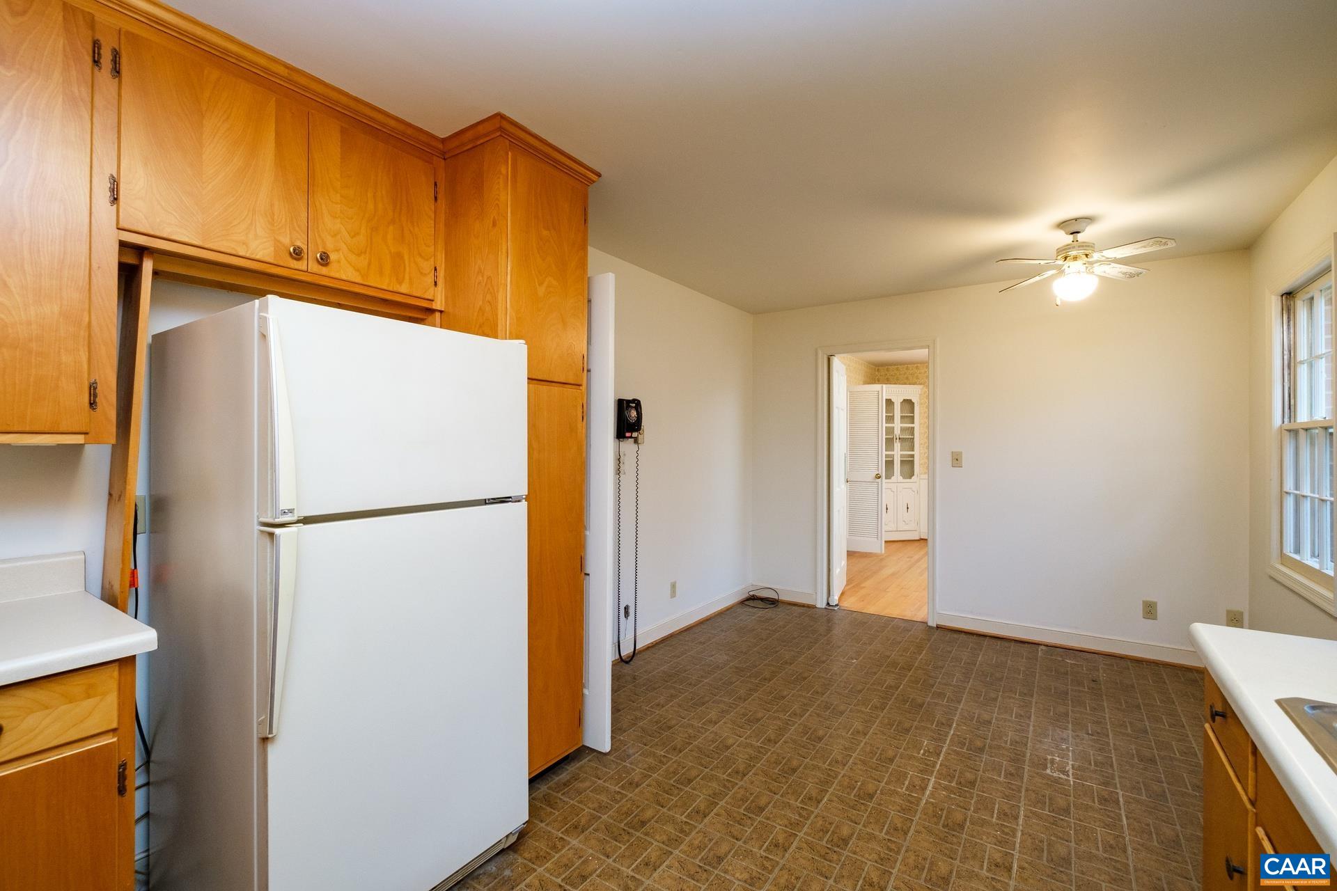 1309 CARTER LN
