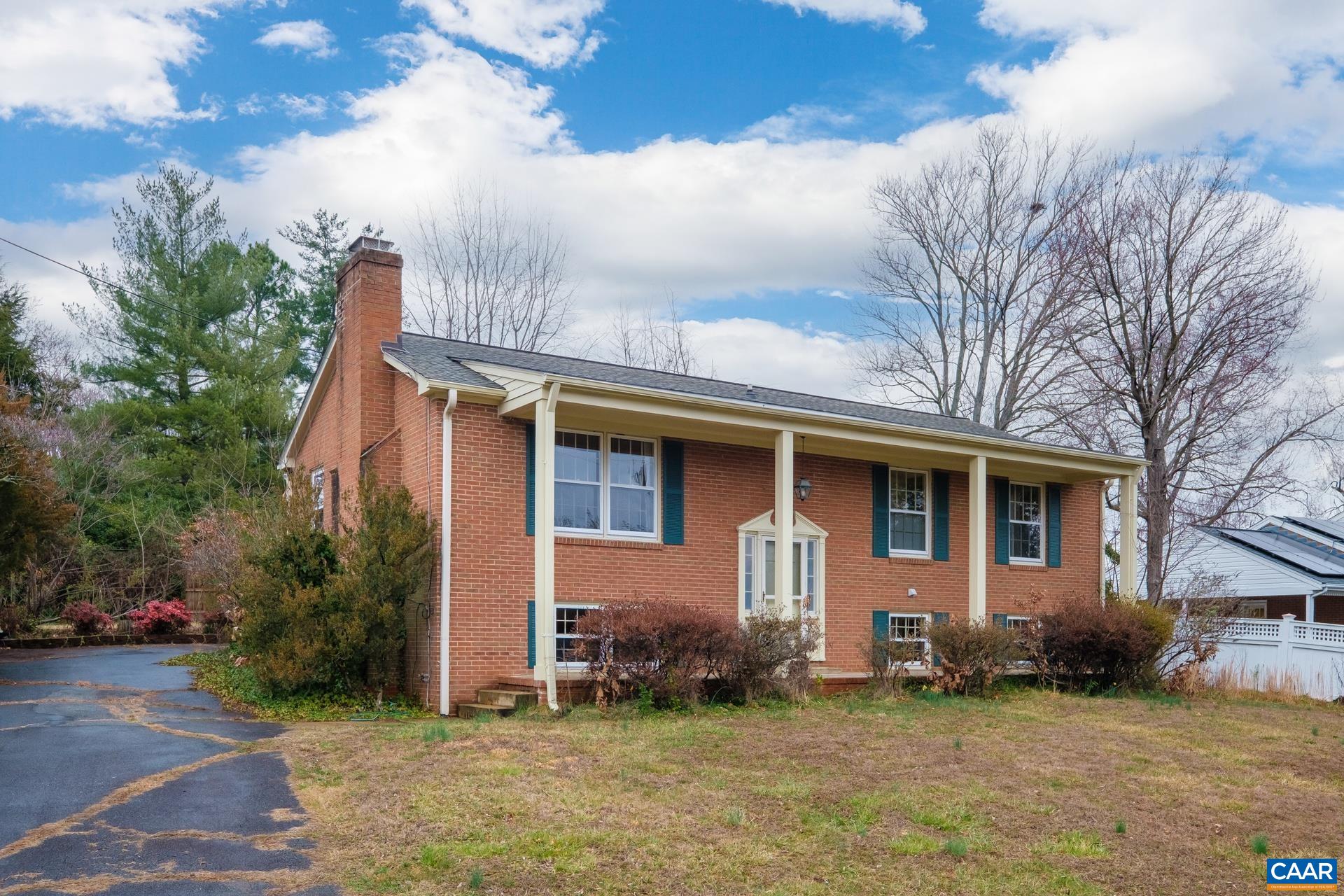 1309 CARTER LN
