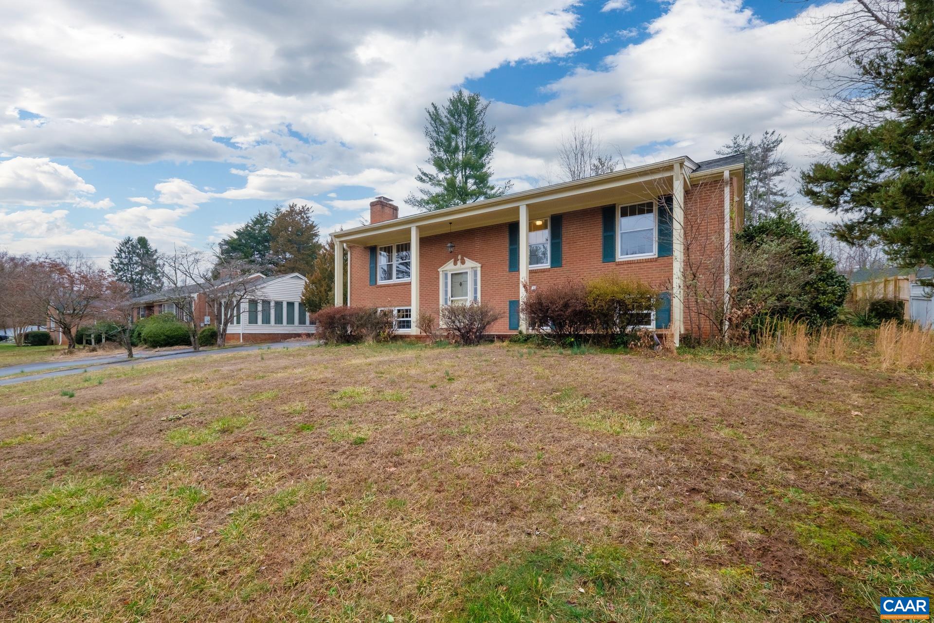 1309 CARTER LN
