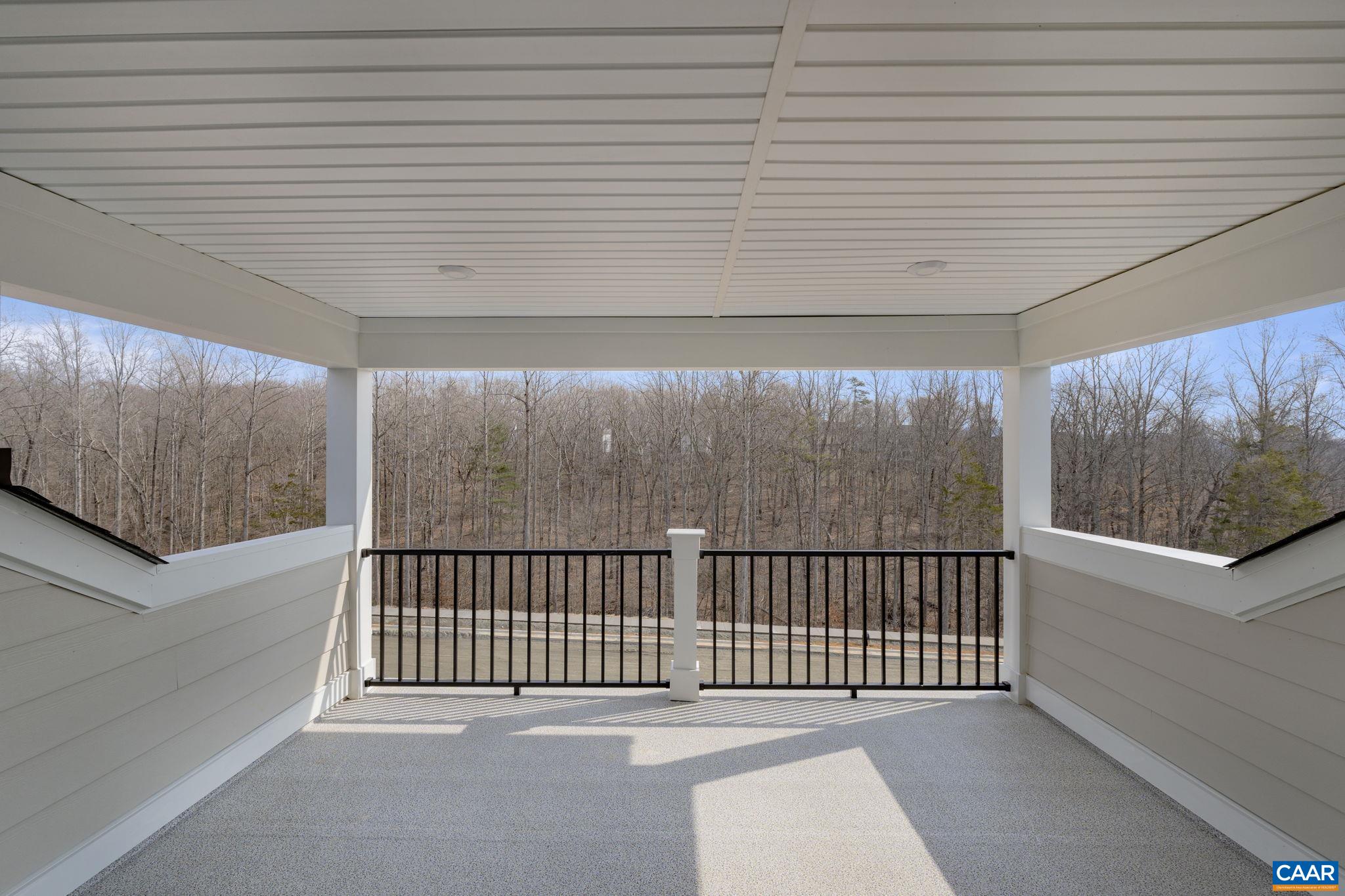 1316 LACONIA LN
