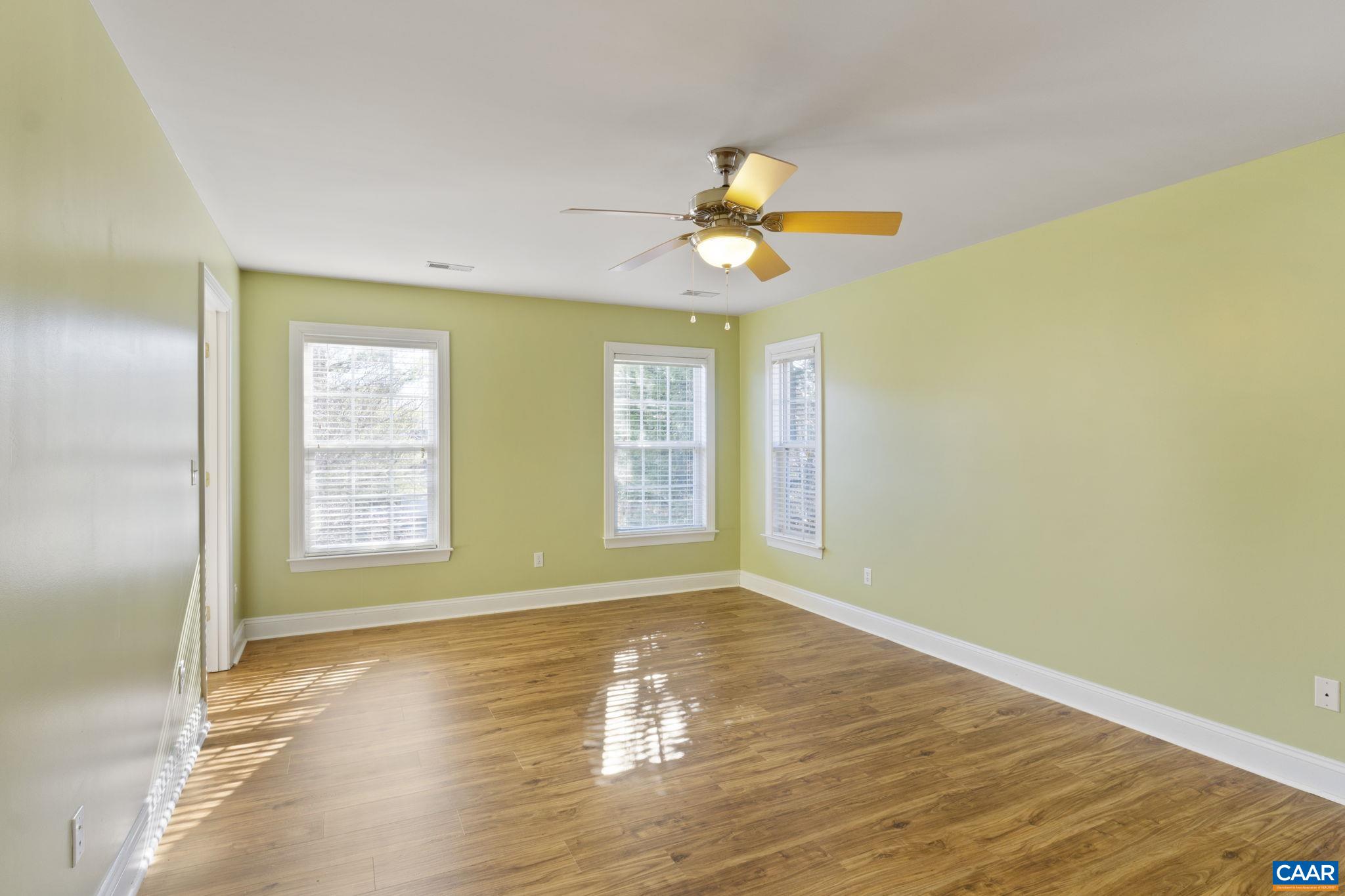 1103 AUTUMN HILL CT