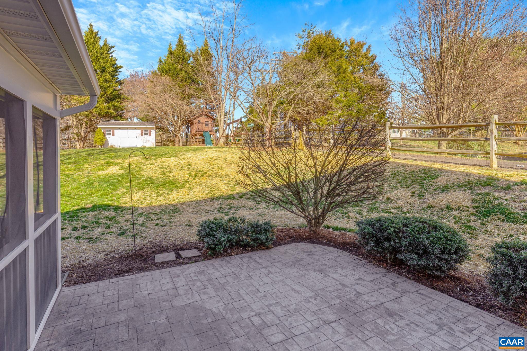 1103 AUTUMN HILL CT