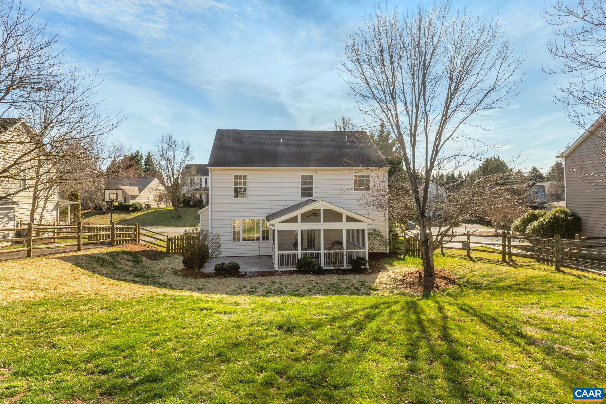 1103 AUTUMN HILL CT