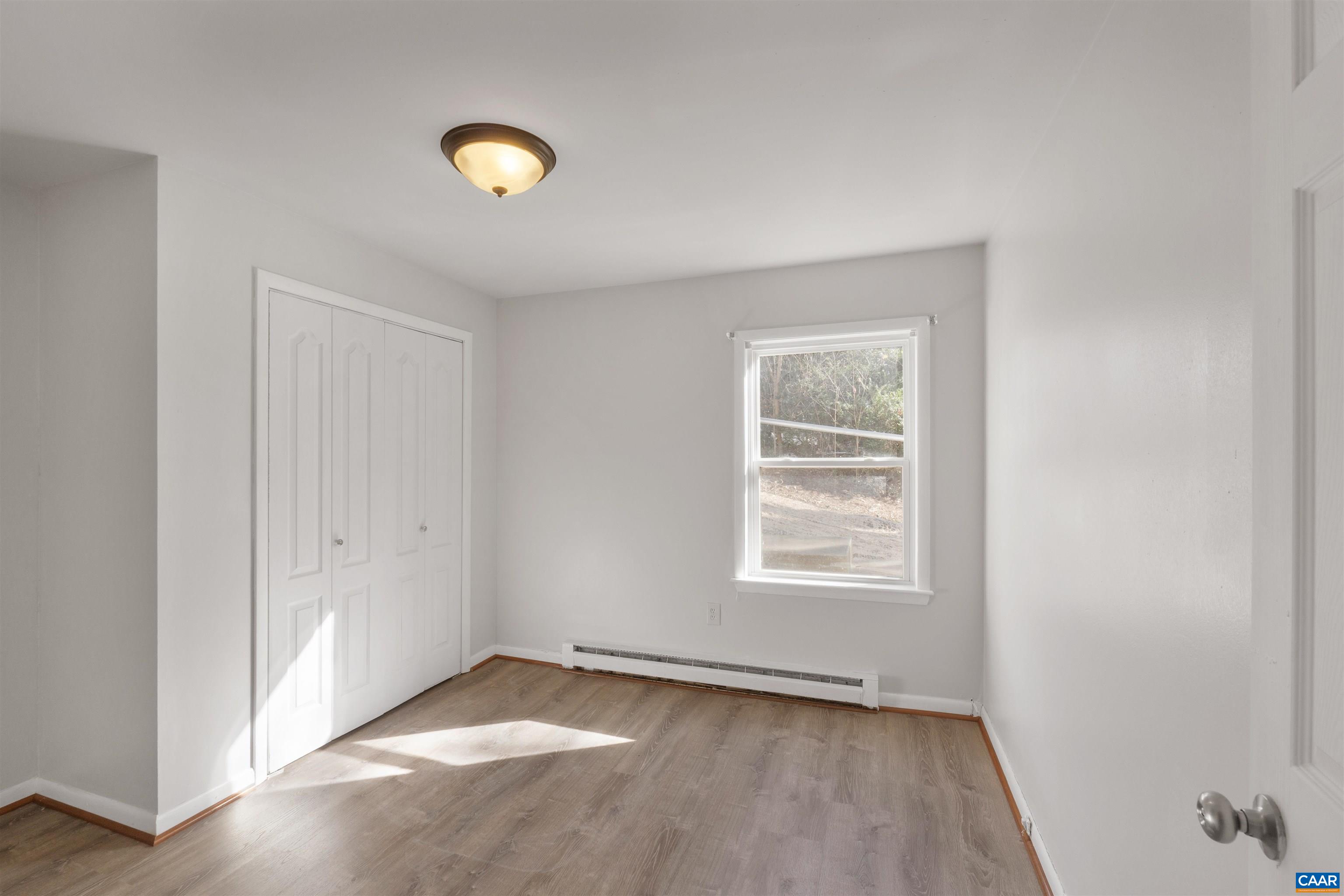 106 COMMONWEALTH CIR