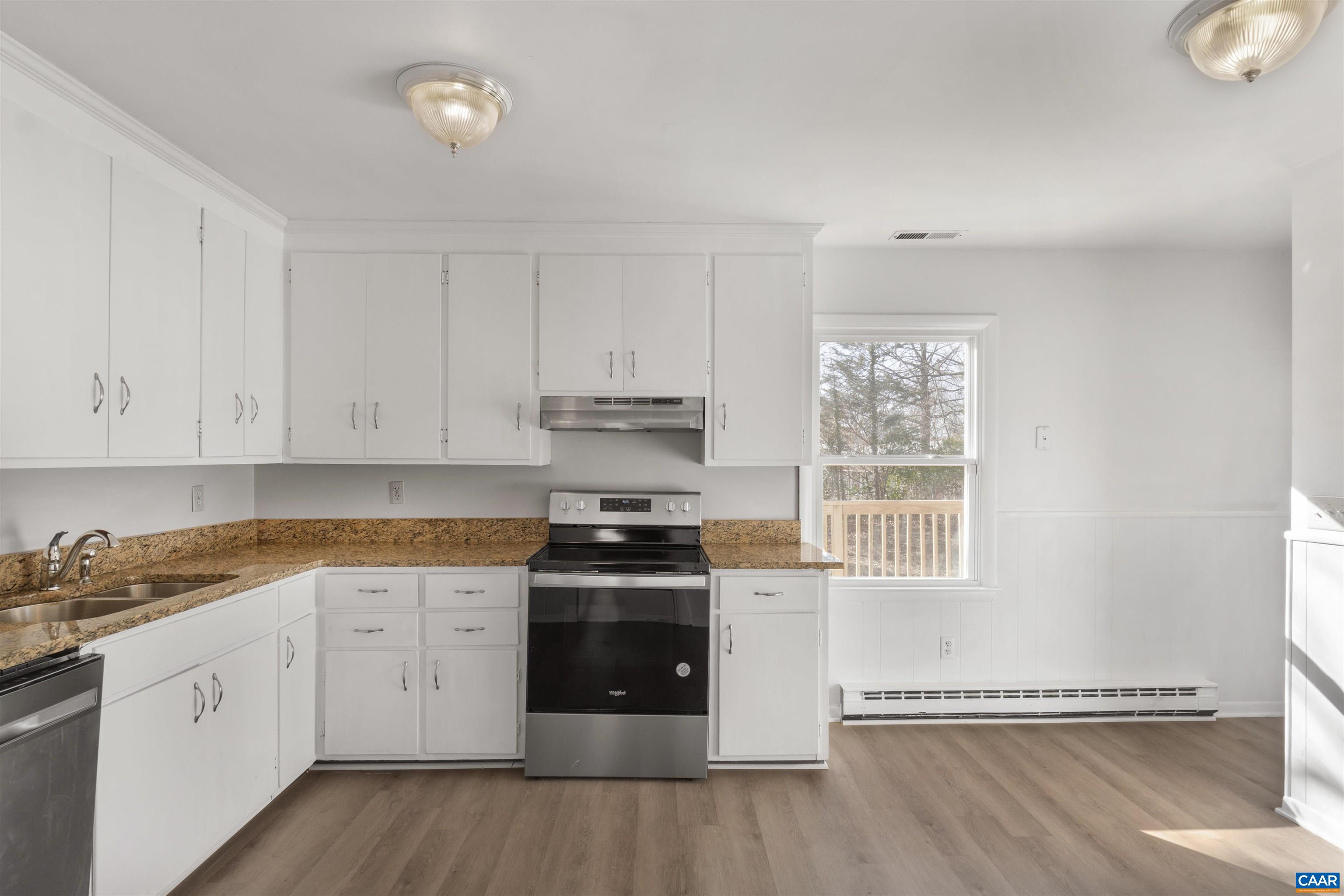 106 COMMONWEALTH CIR