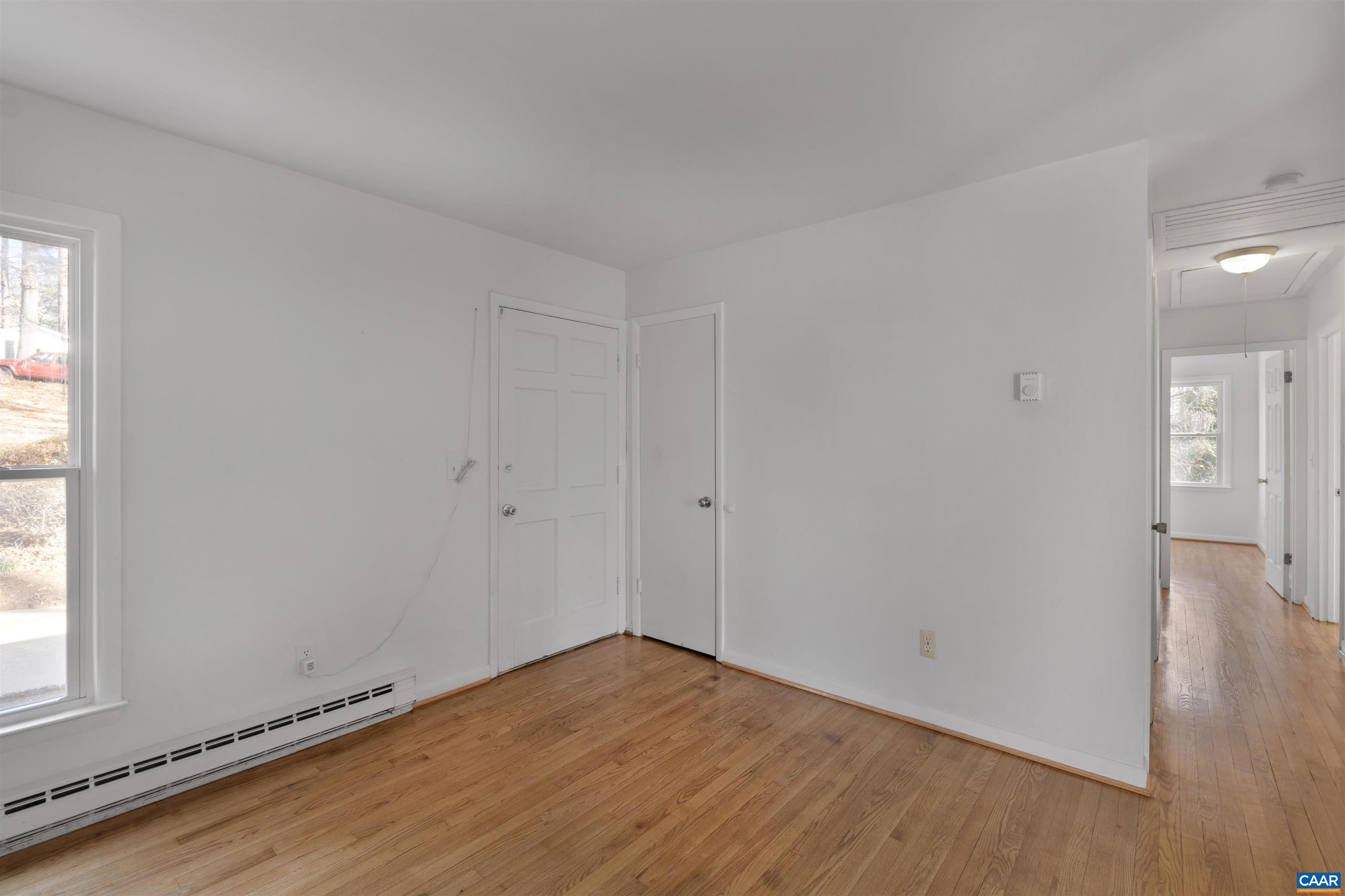 106 COMMONWEALTH CIR