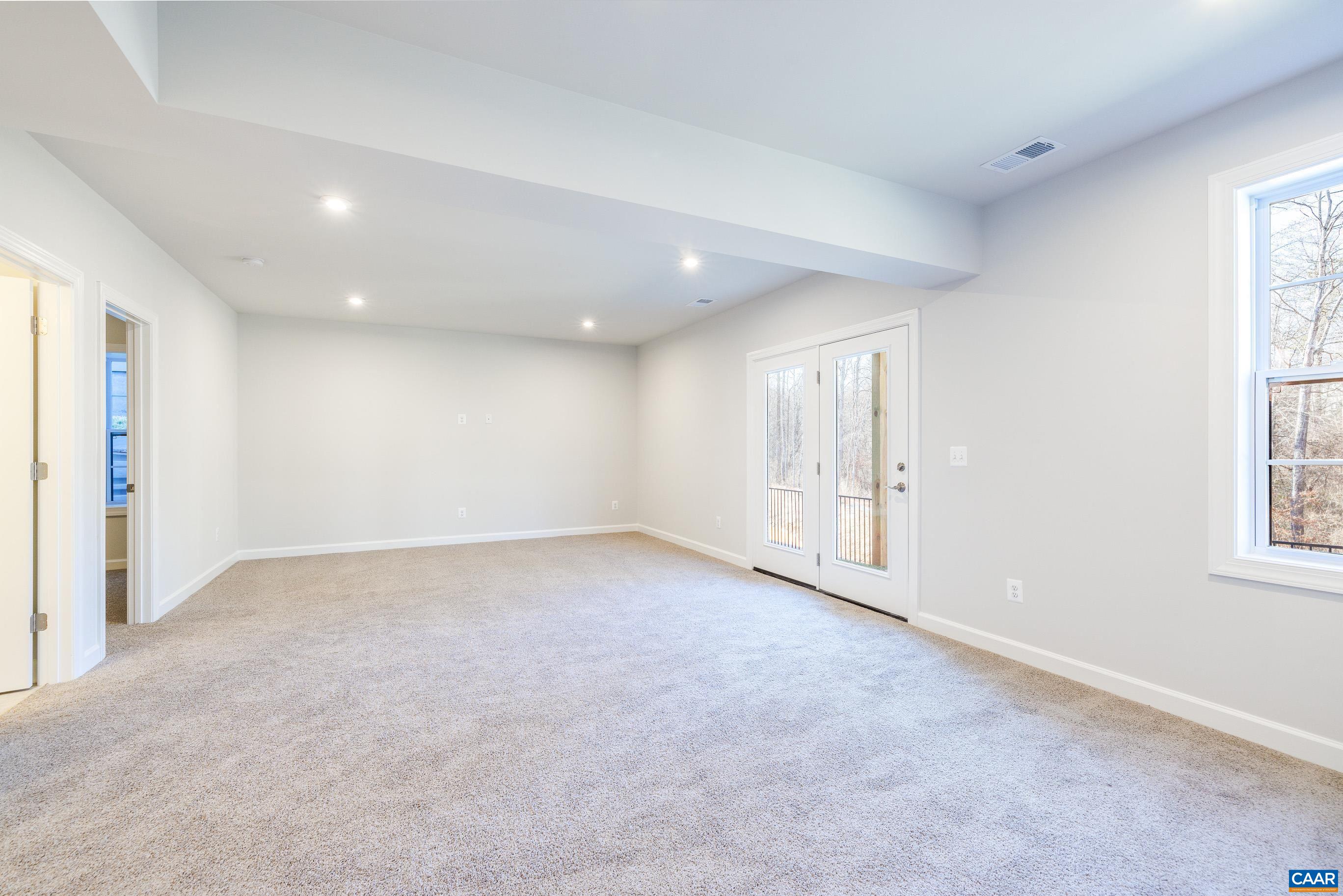 26 PARADISE PARK LN