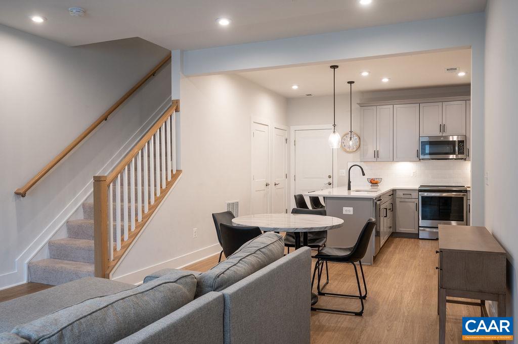 642 NOUSH CT Unit: A
