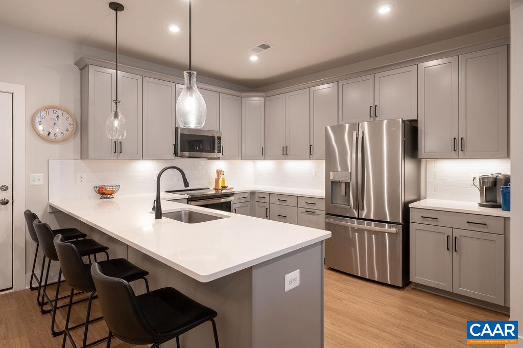 642 NOUSH CT Unit: A