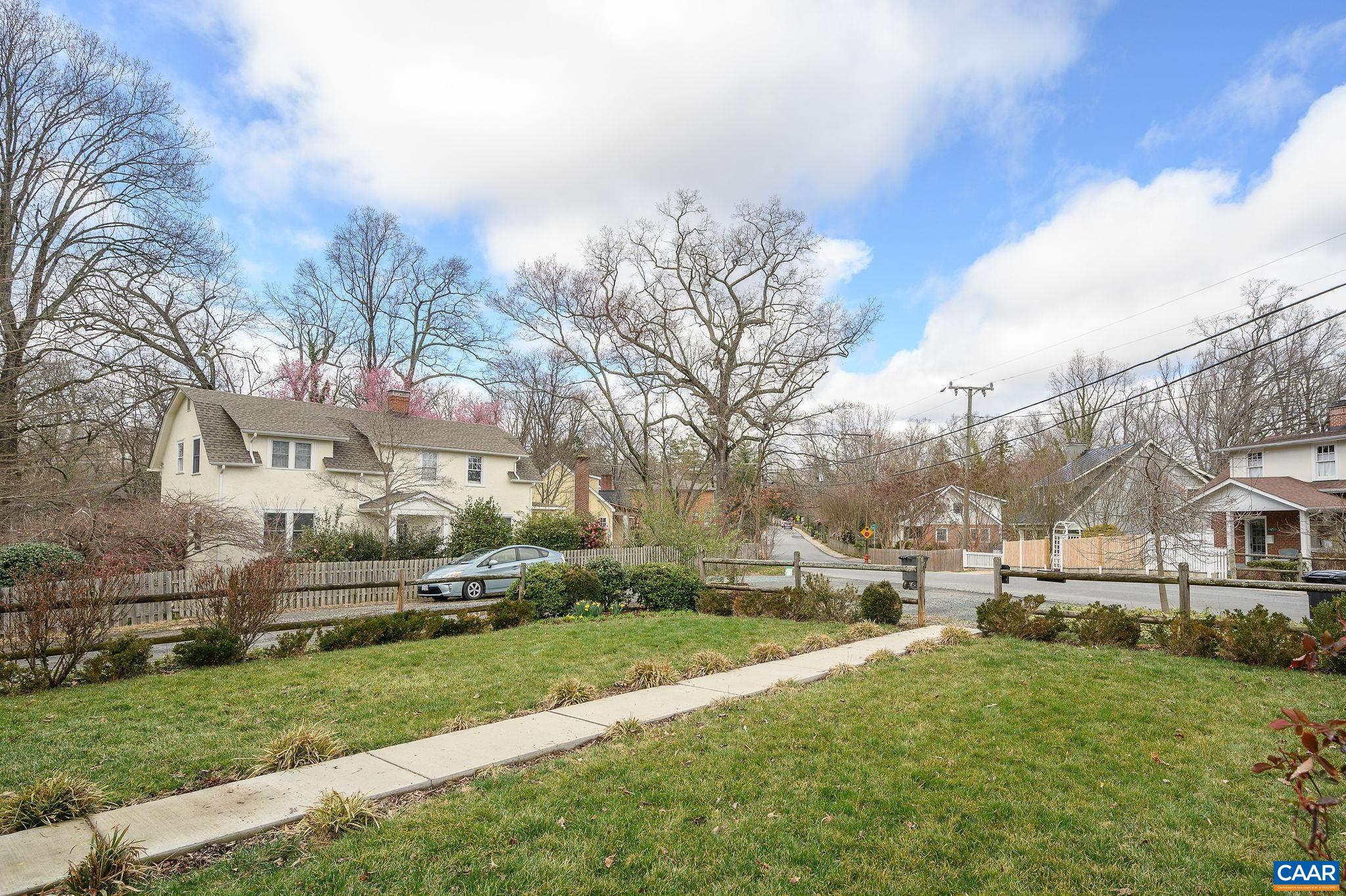 2705 JEFFERSON PARK AVE