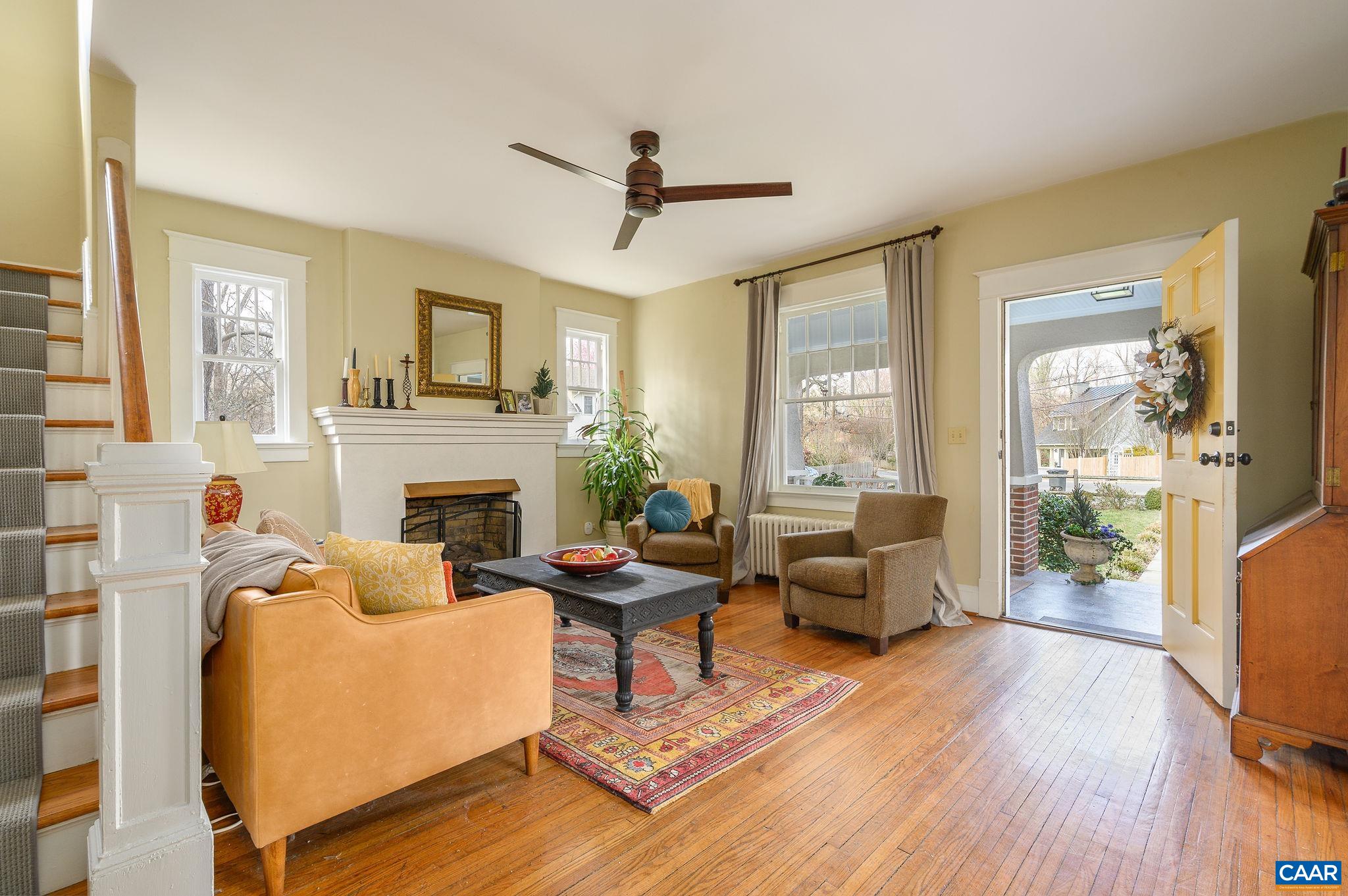 2705 JEFFERSON PARK AVE