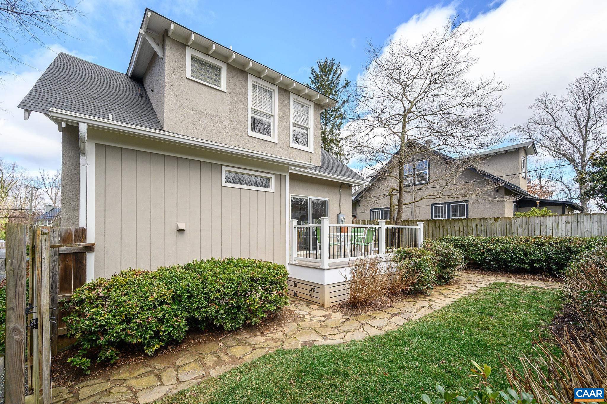 2705 JEFFERSON PARK AVE