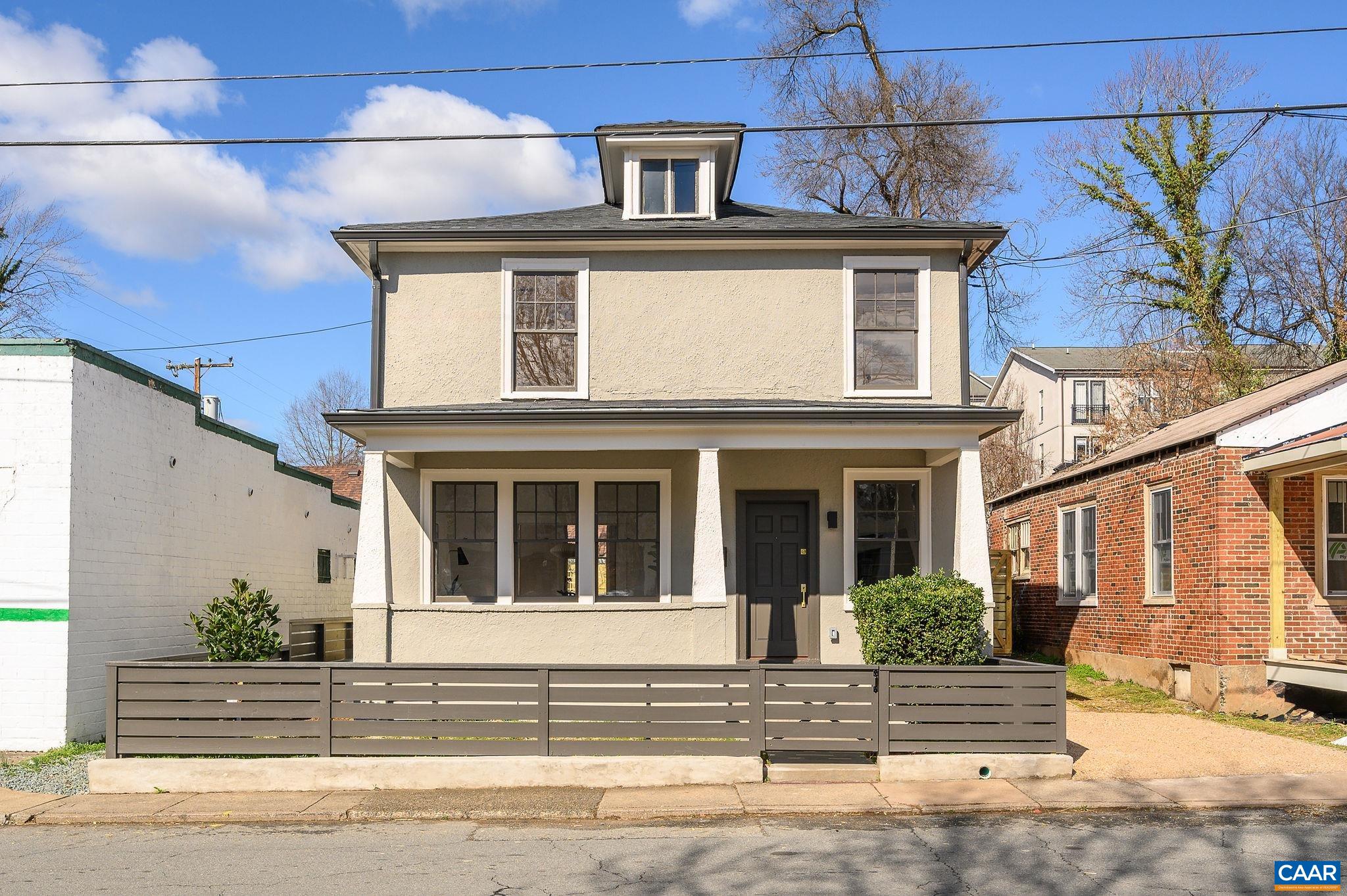 313 SW 7TH ST