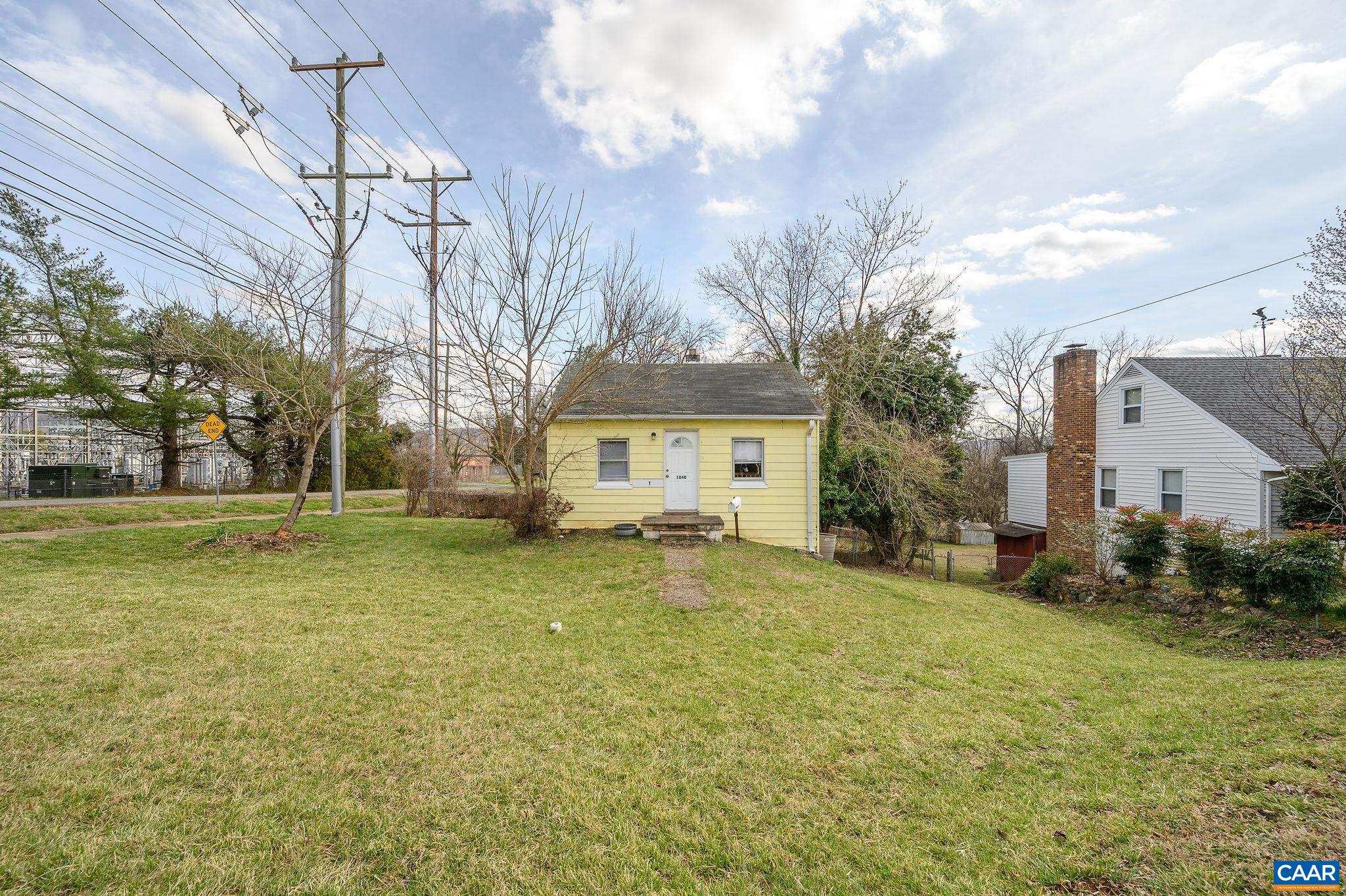 1040 SAINT CLAIR AVE