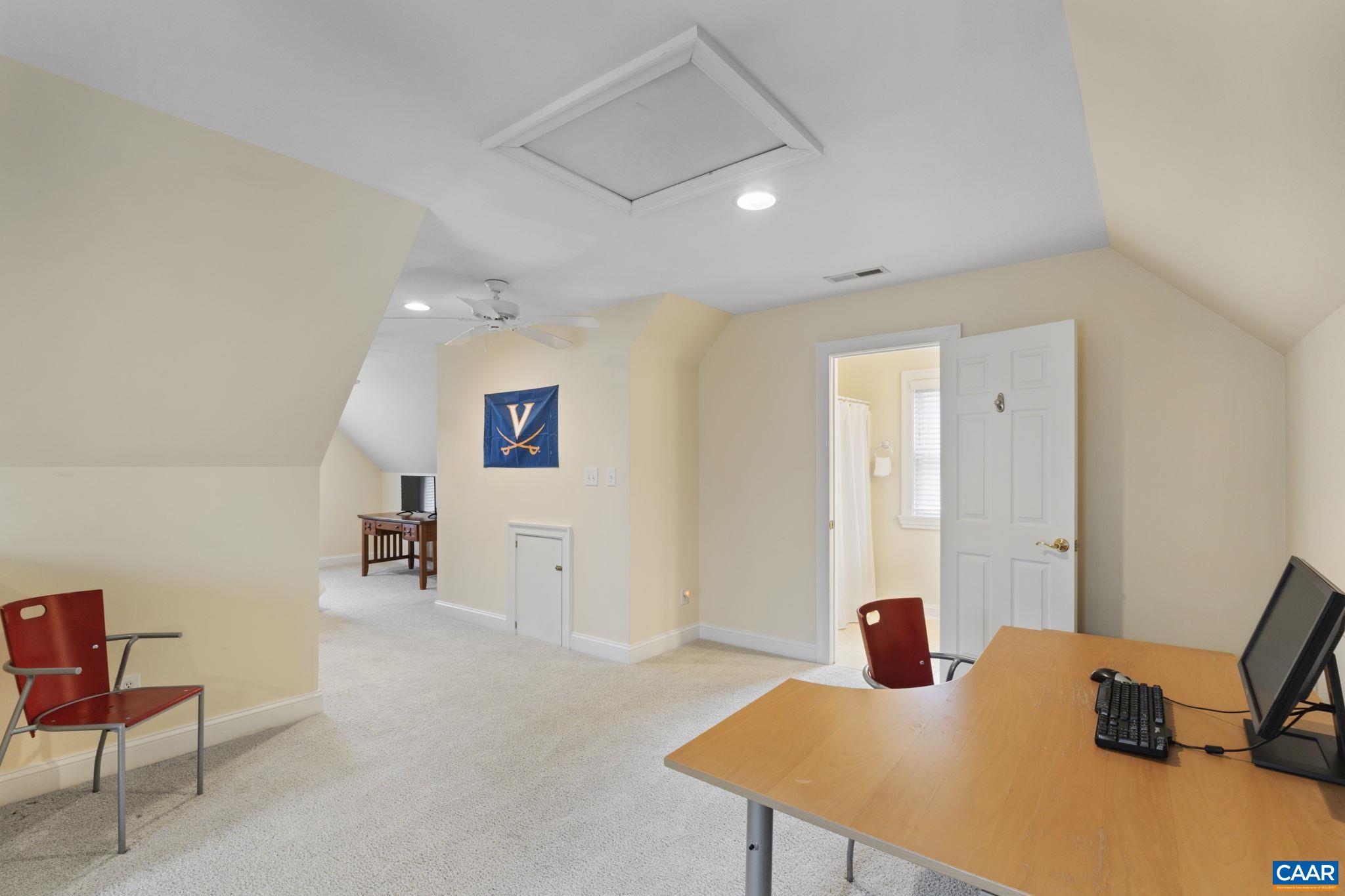 209 HUNTLEY AVE