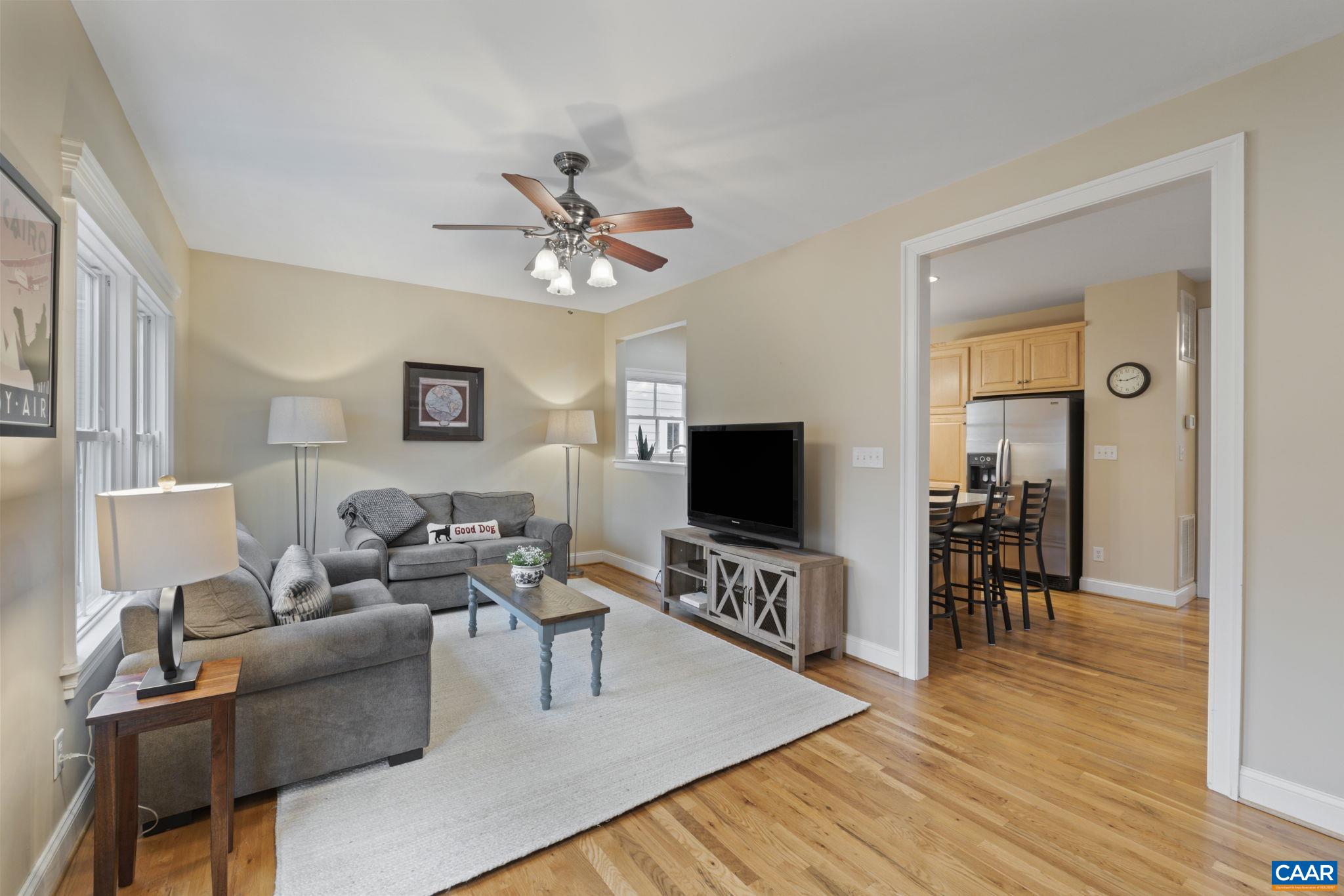 209 HUNTLEY AVE