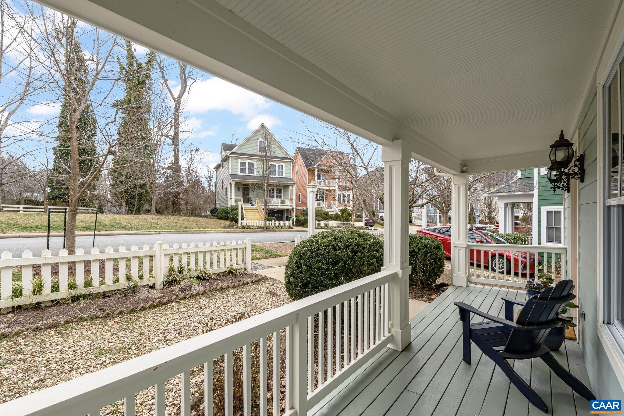 209 HUNTLEY AVE