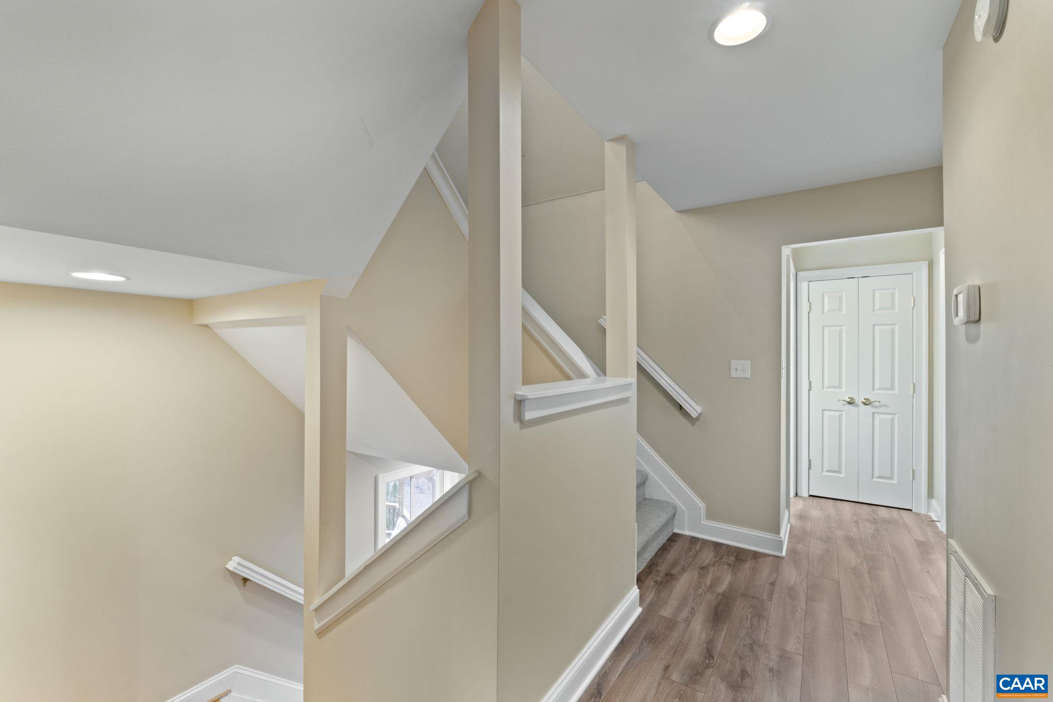 209 HUNTLEY AVE