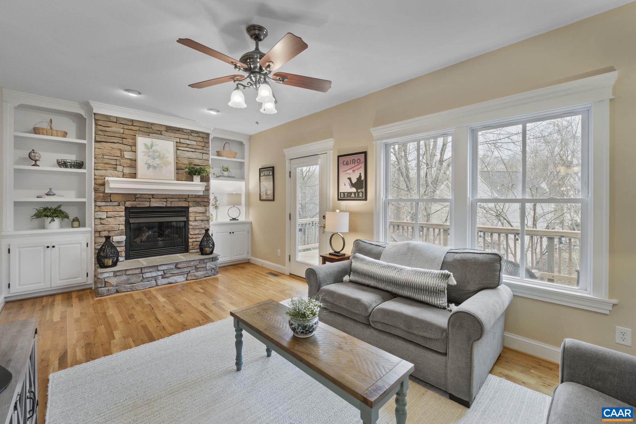 209 HUNTLEY AVE
