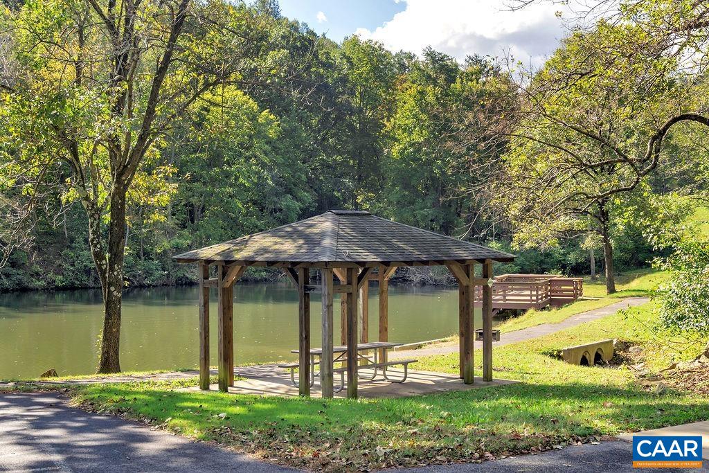 1059 AMBER RIDGE RD