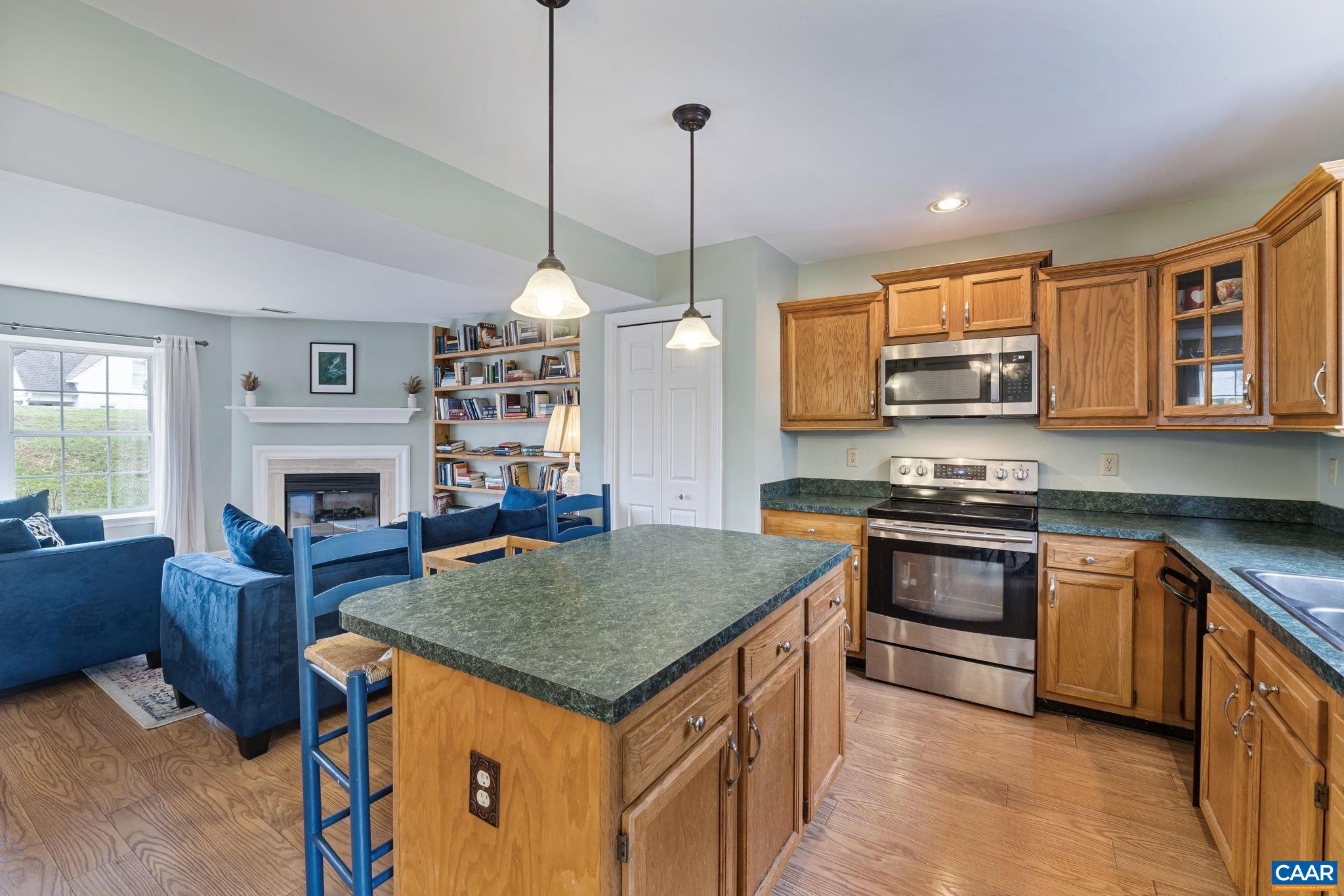 1059 AMBER RIDGE RD