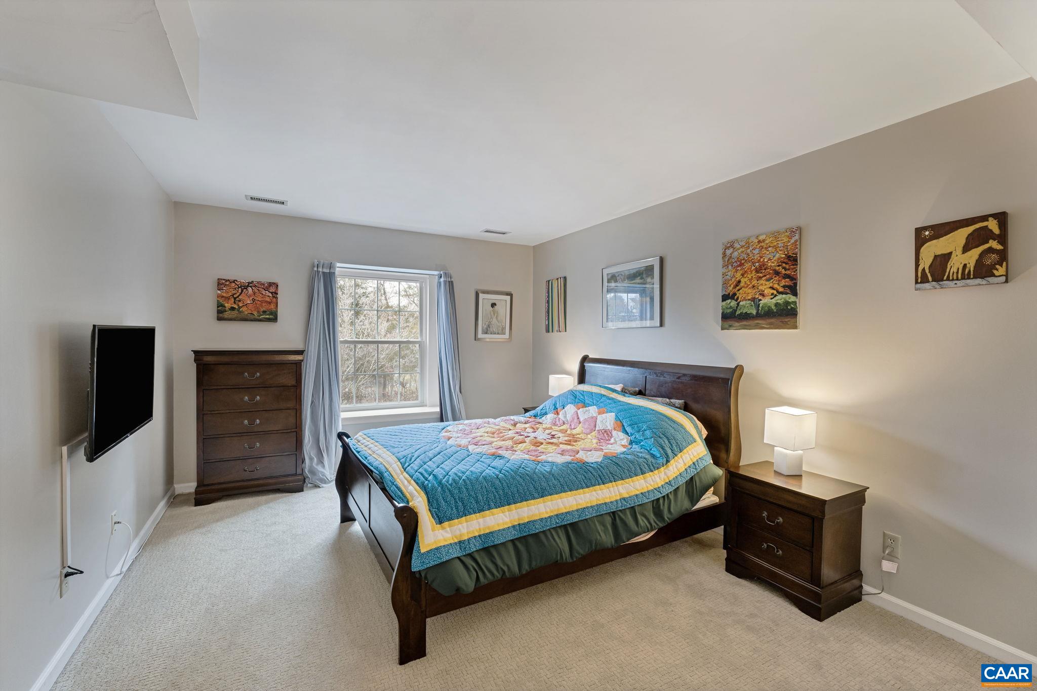 1059 AMBER RIDGE RD