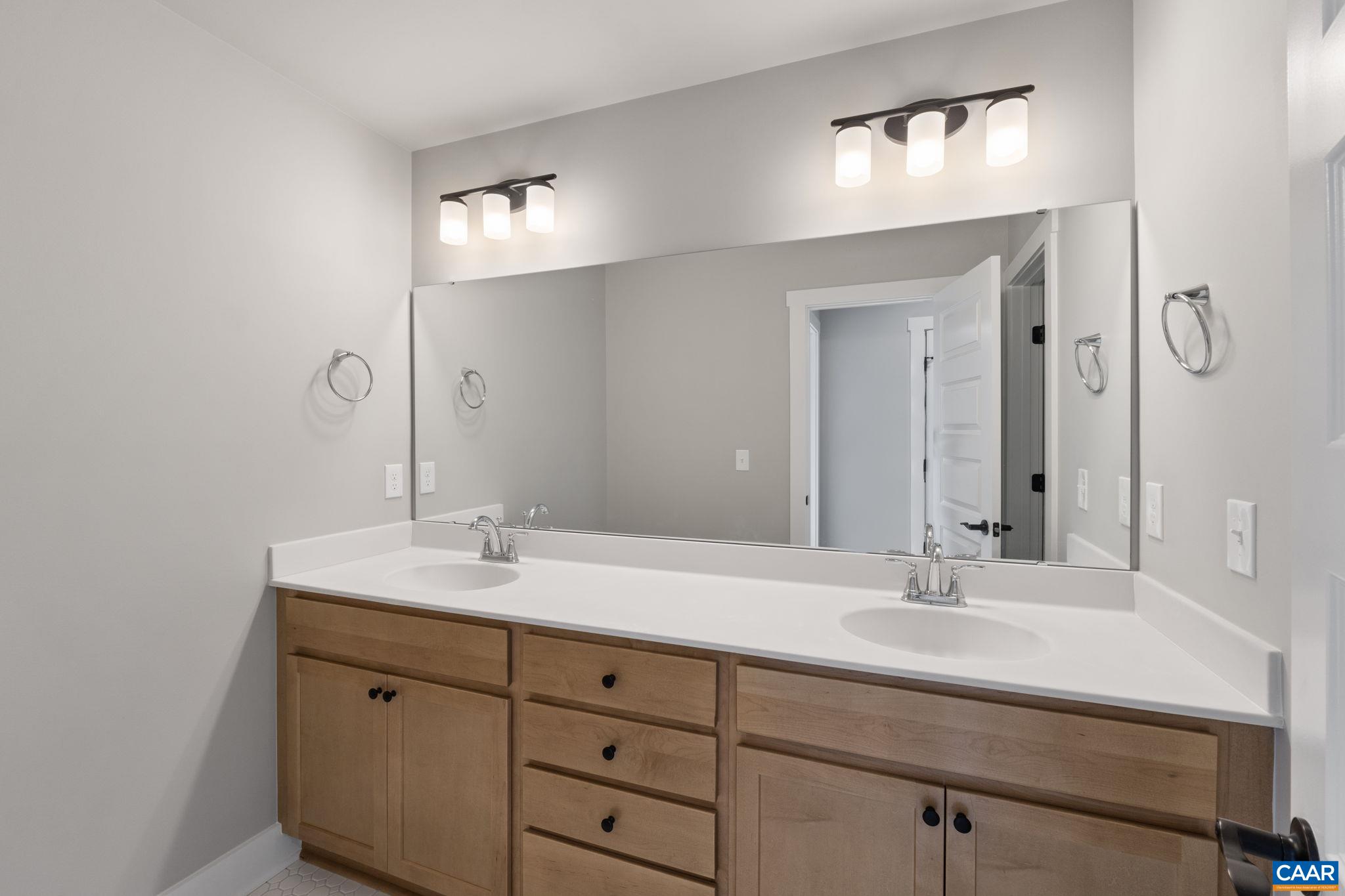 3451 THICKET RUN PL