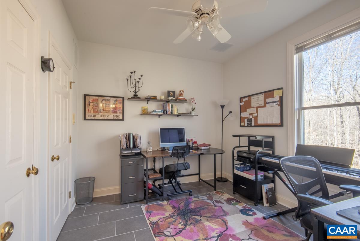 577 CHESTNUT RIDGE RD