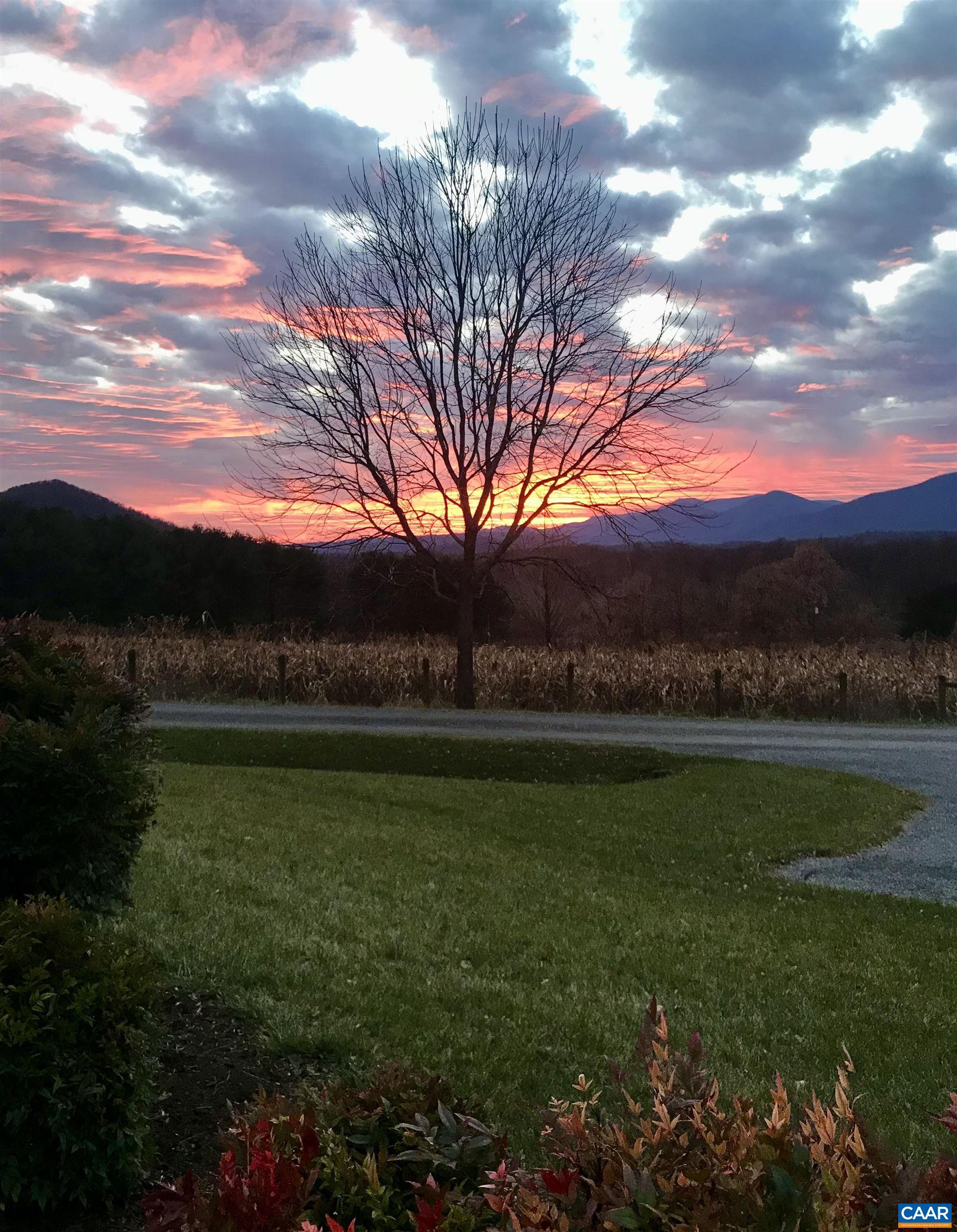 577 CHESTNUT RIDGE RD