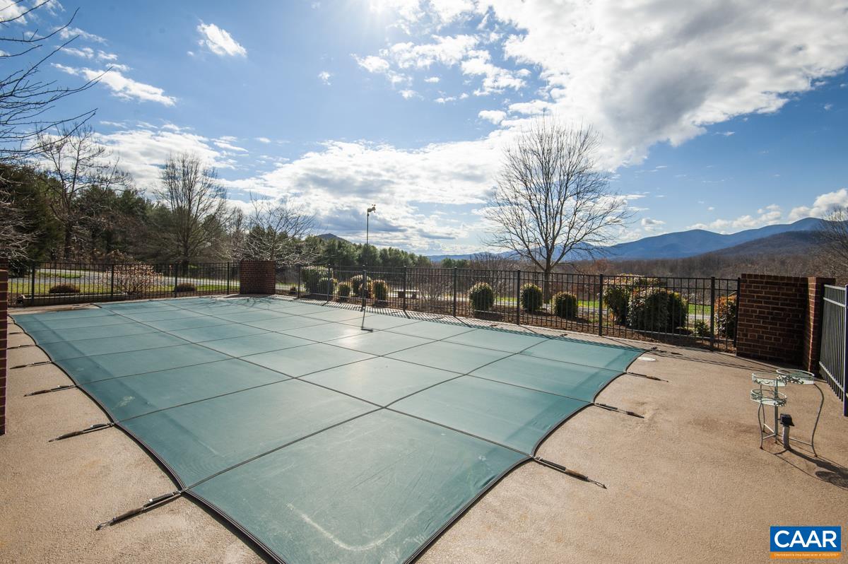 577 CHESTNUT RIDGE RD