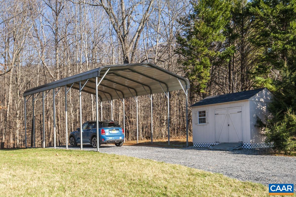 577 CHESTNUT RIDGE RD